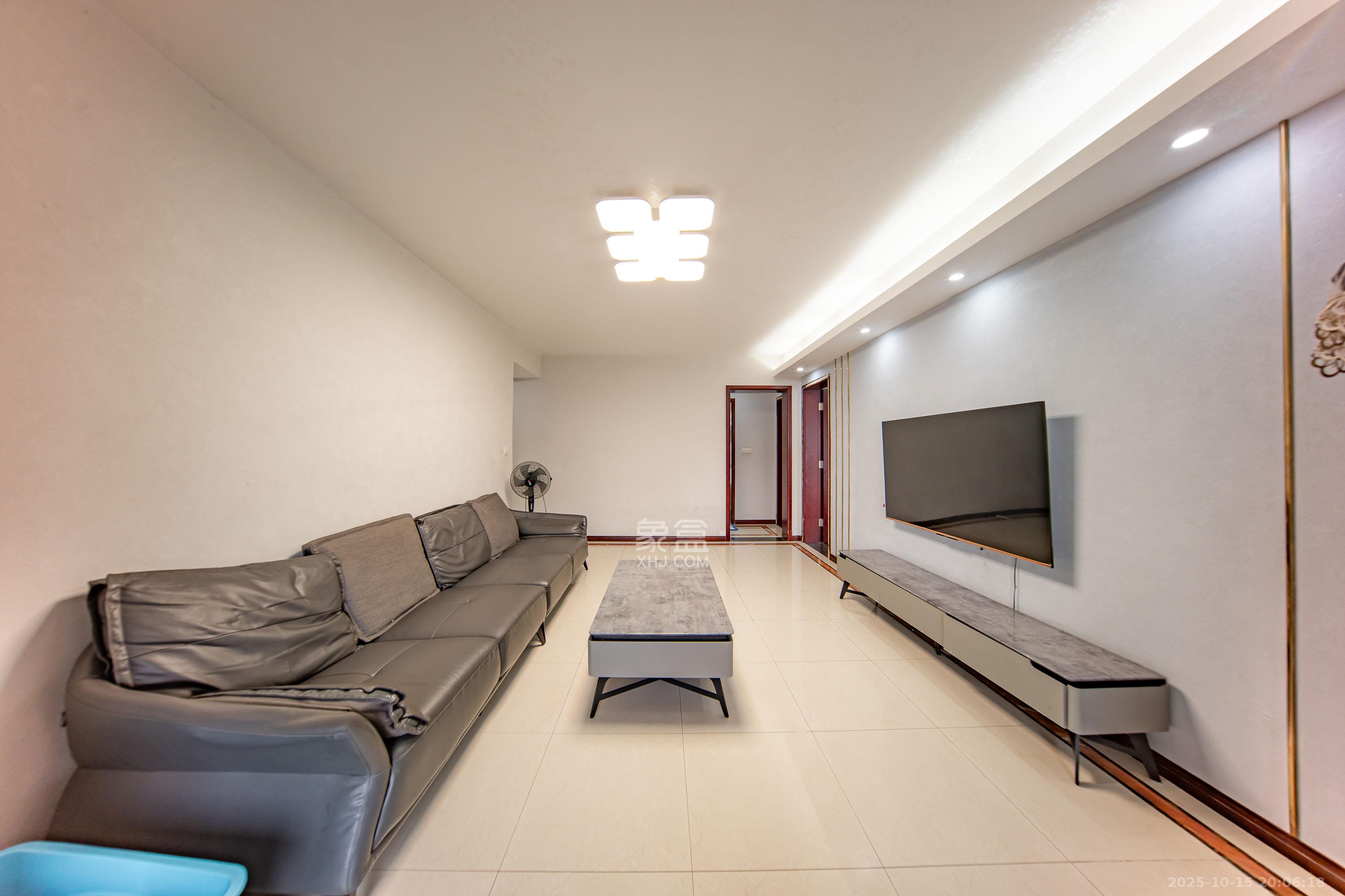 中海国际二期  3室2厅1卫    85.0万