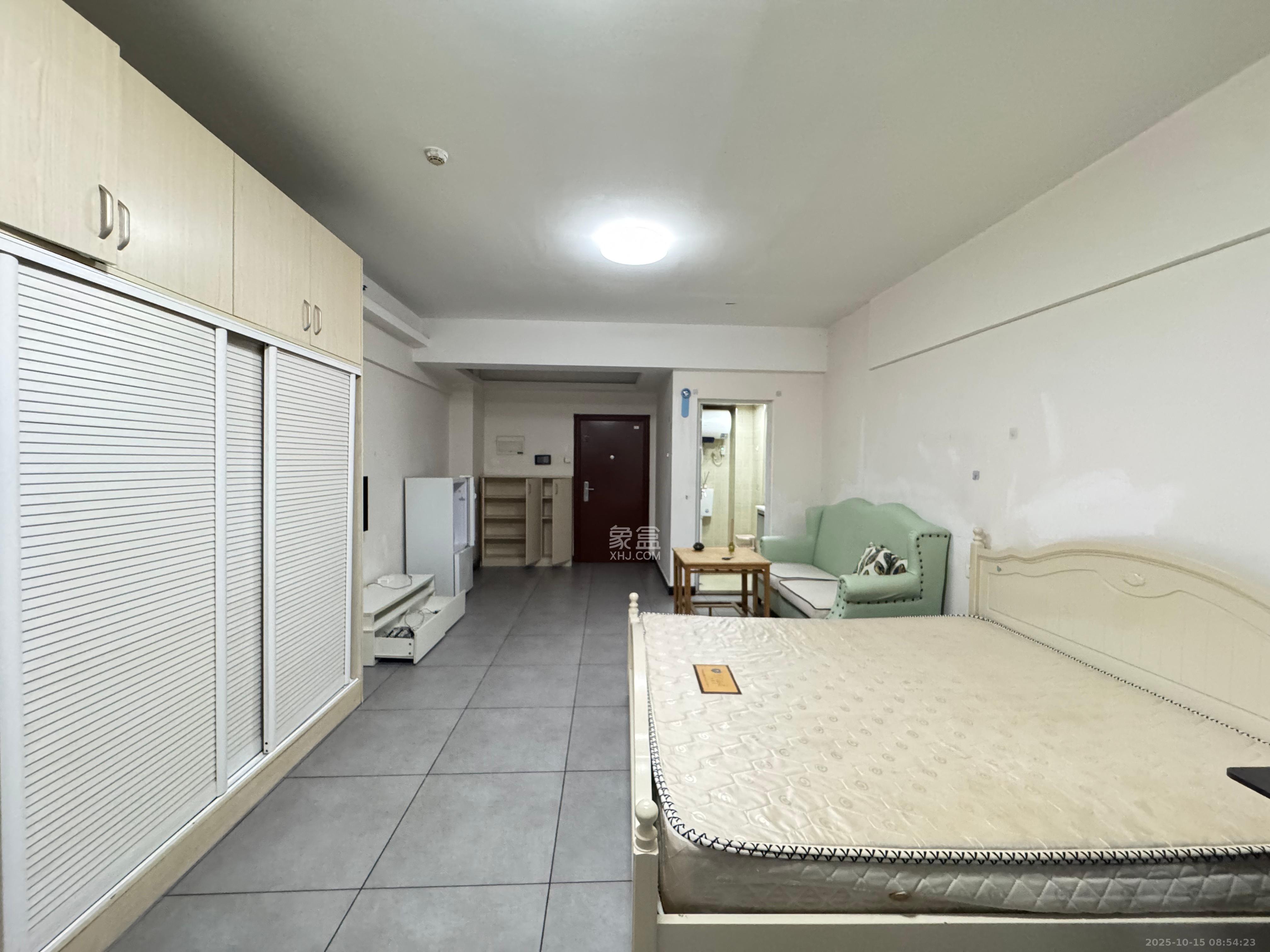 万博汇  1室1厅1卫    1500.0元/月