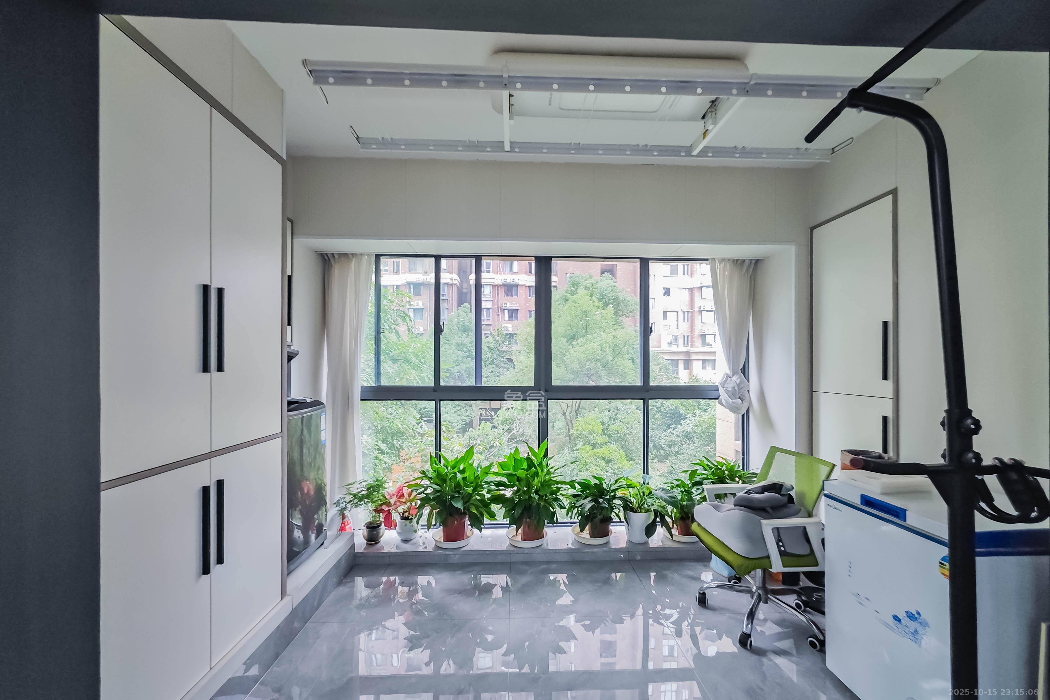 半山壹号  4室2厅2卫    140.0万其他