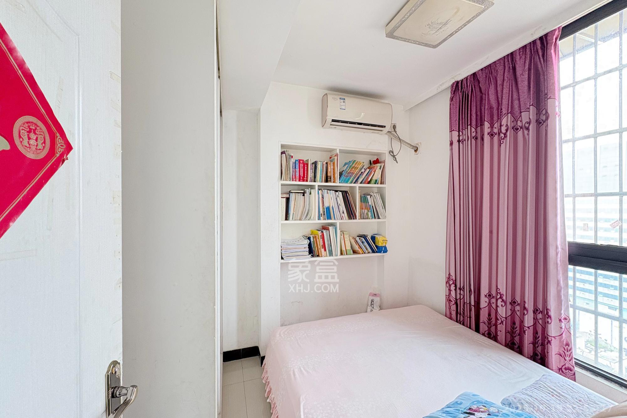 凯通国际城(凯通朝庭)  3室1厅1卫    80.0万 凯通国际城(凯通朝庭)  3室1厅1卫    80.0万卧室