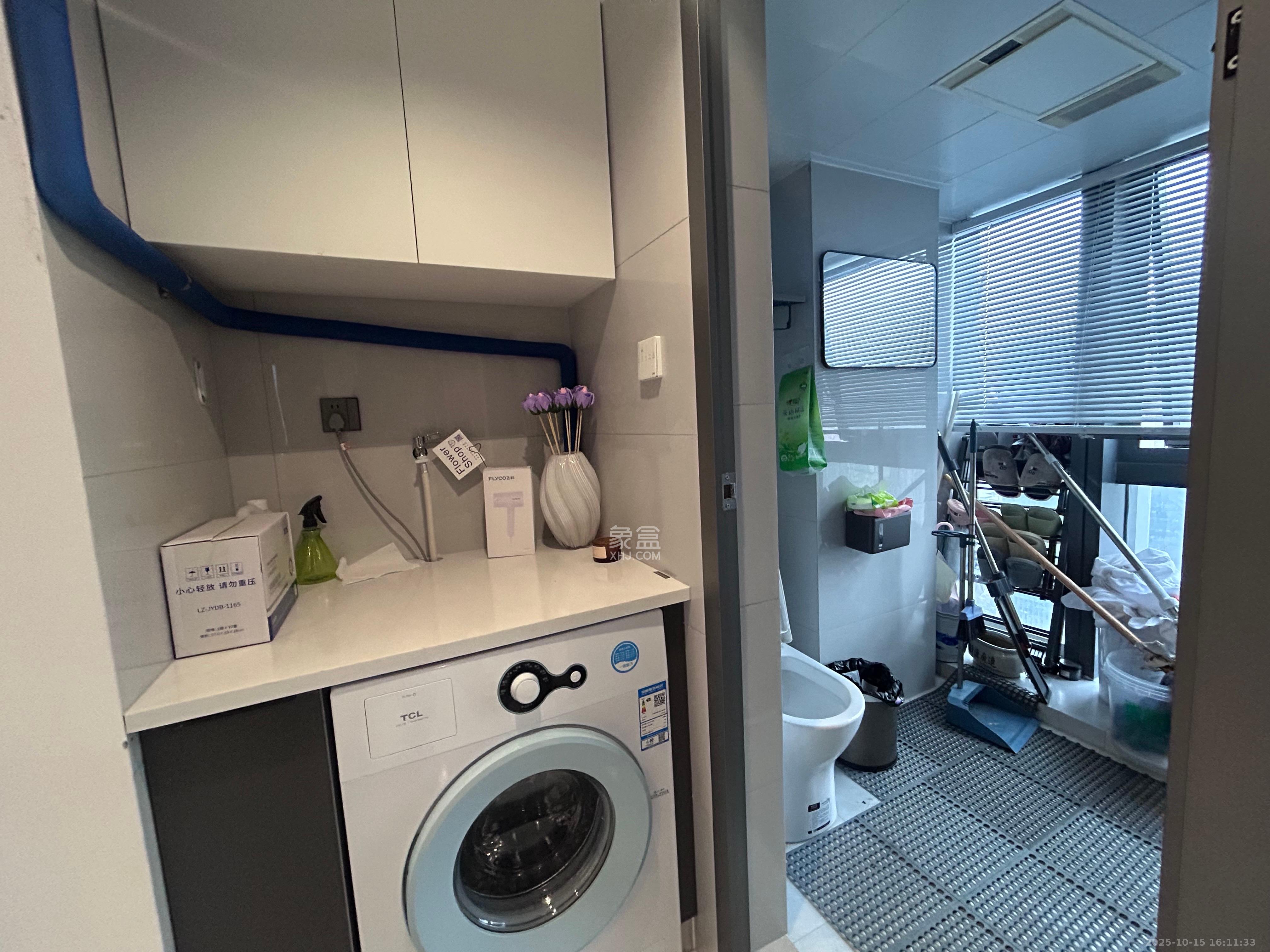 卓越中寰 1室0厅0卫 3500.0元/月 卓越中寰 1室0厅0卫 3500.0元/月室内图