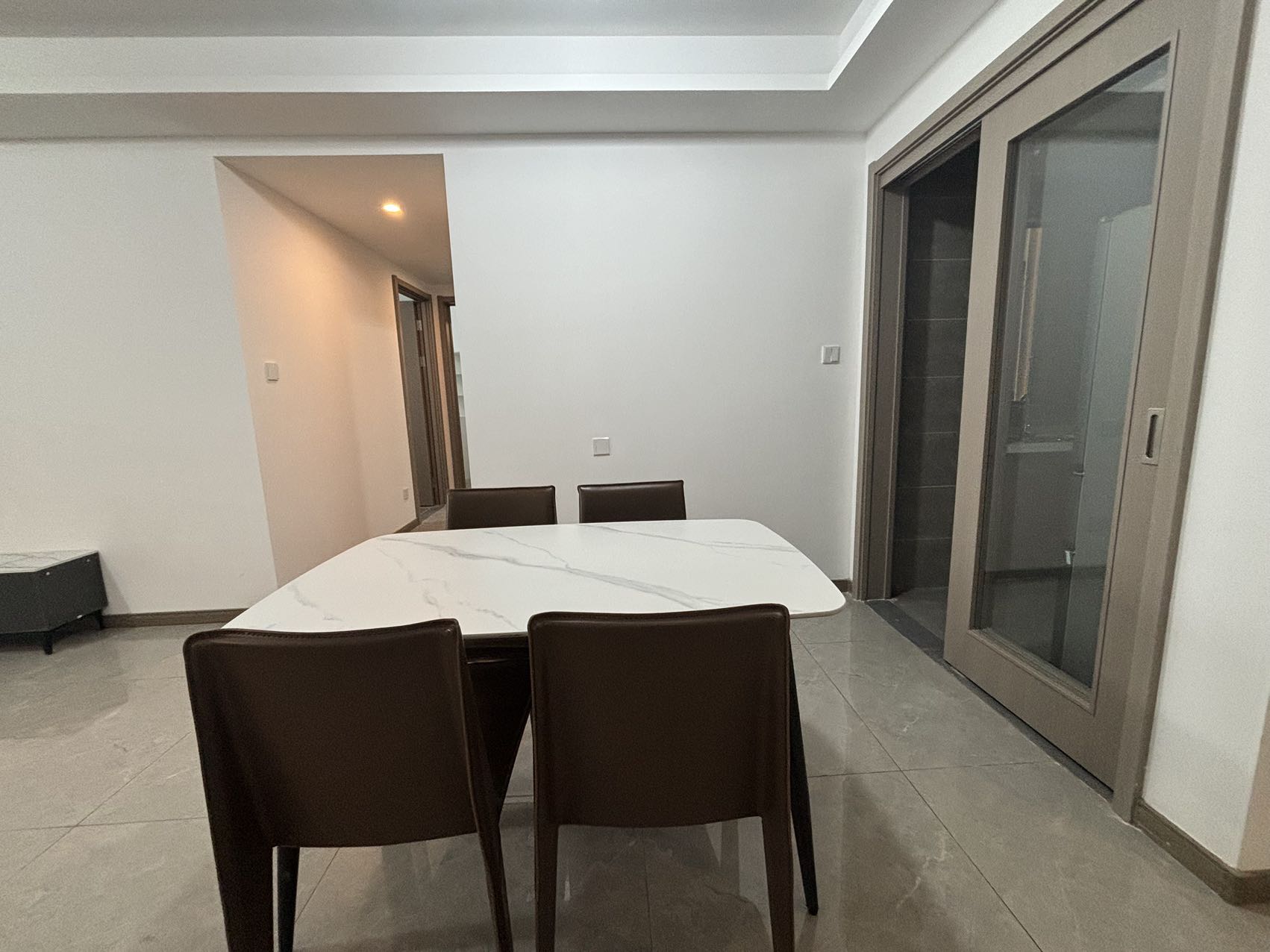 金科集美东方  3室2厅2卫    1700.0元/月室内图