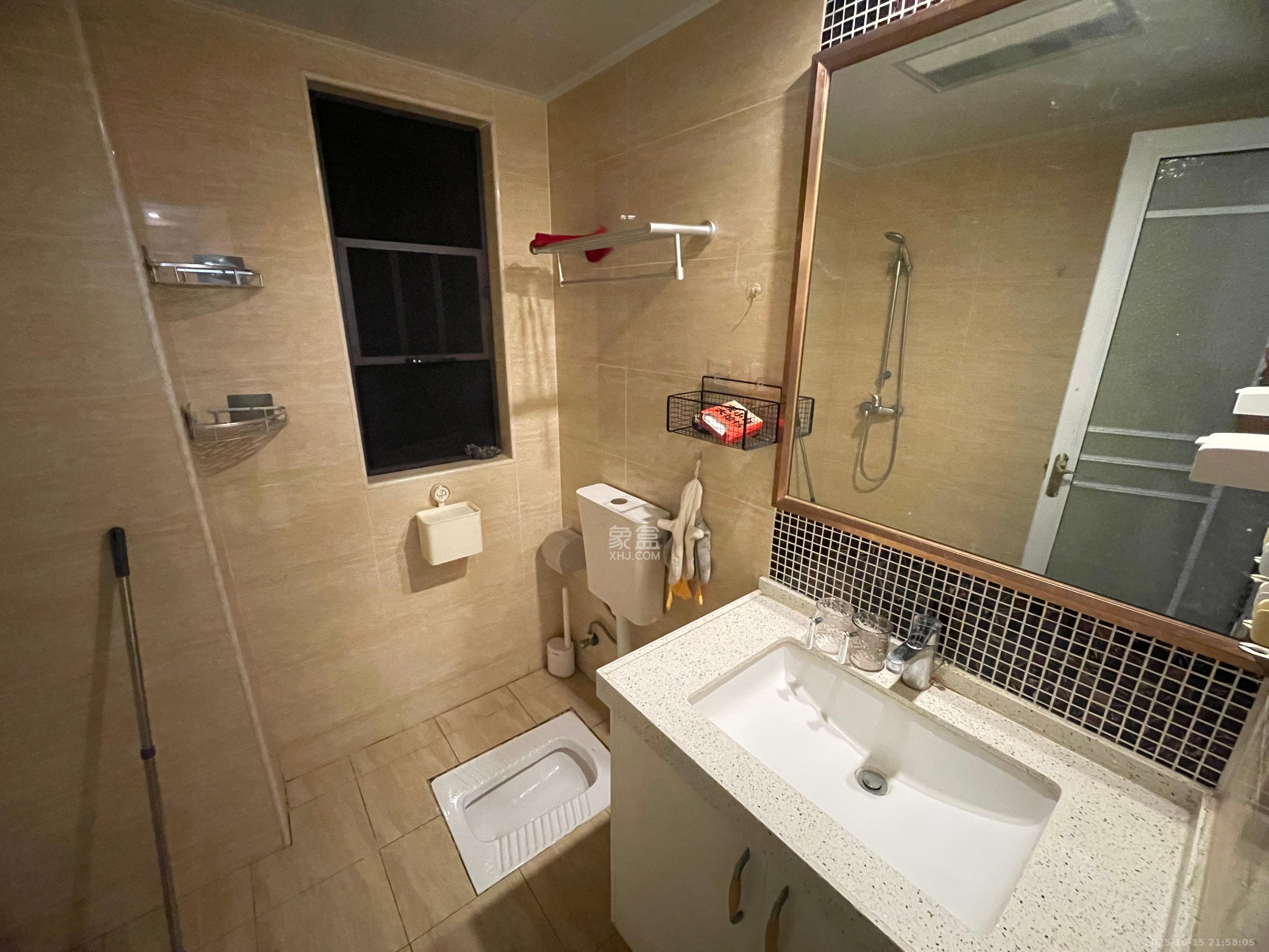 五江天街北区 2室2厅1卫 2400.0元/月 五江天街北区 2室2厅1卫 2400.0元/月室内图