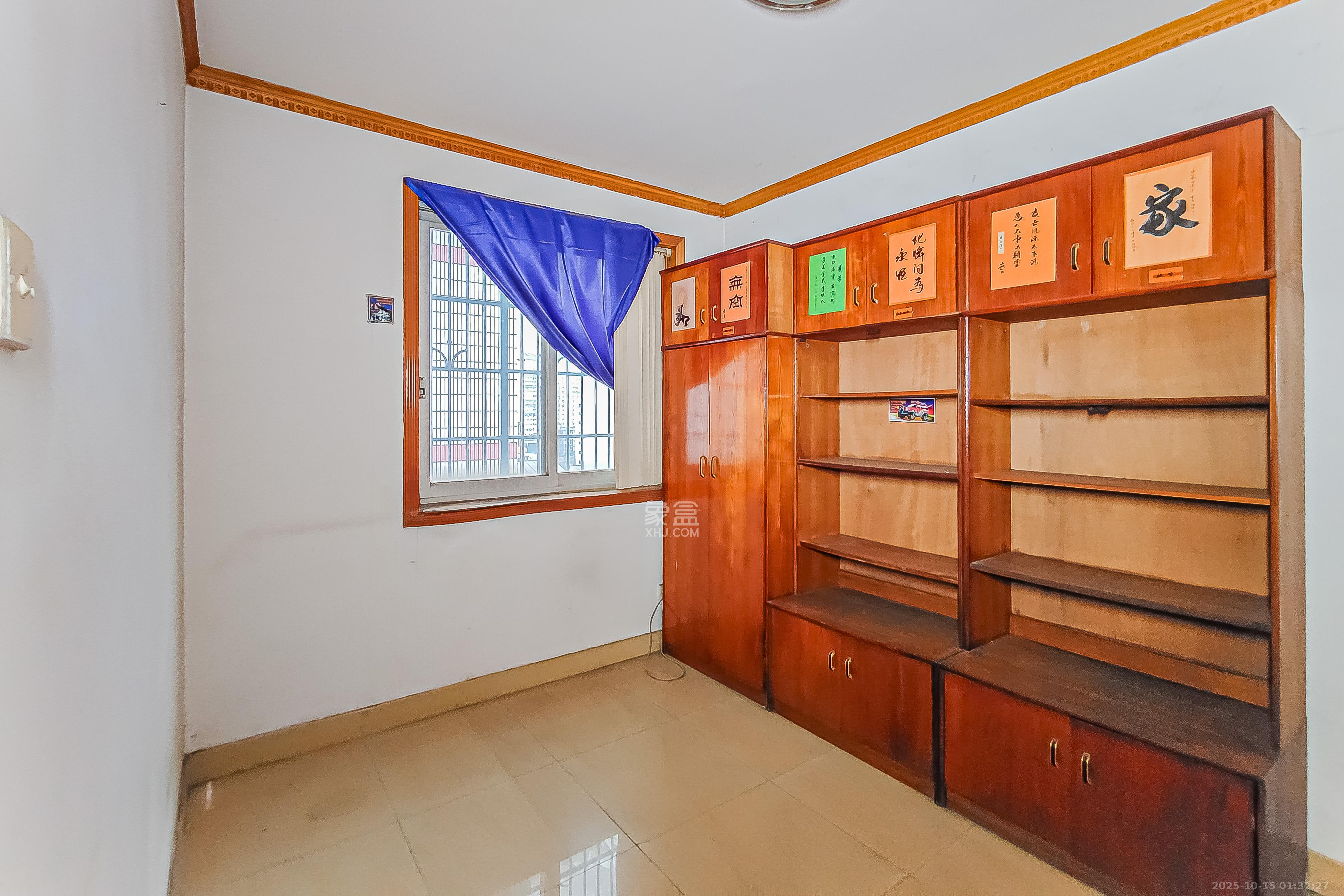 梓园大厦  3室2厅2卫    105.0万卧室