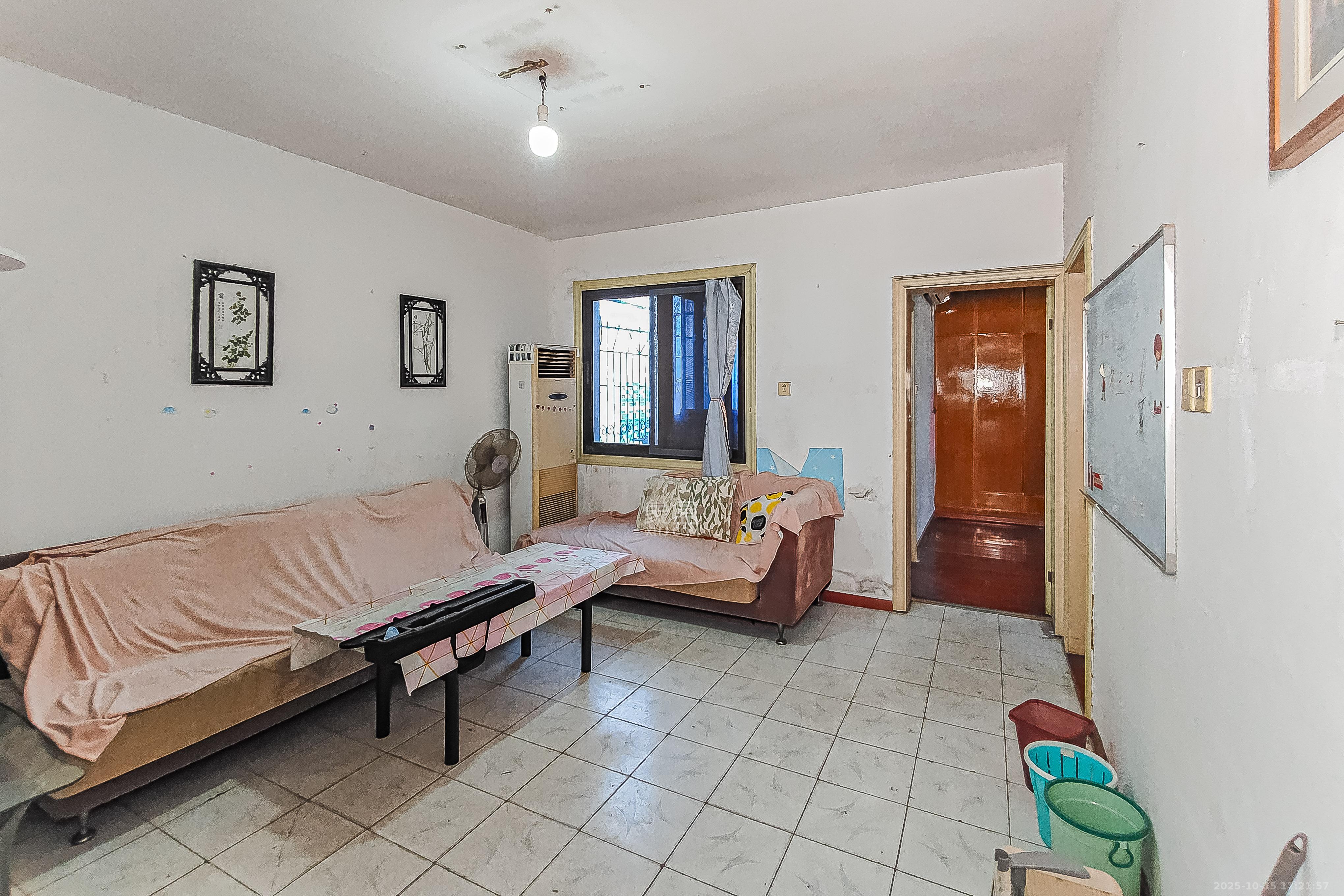 东塘工商银行宿舍  2室2厅1卫    56.0万