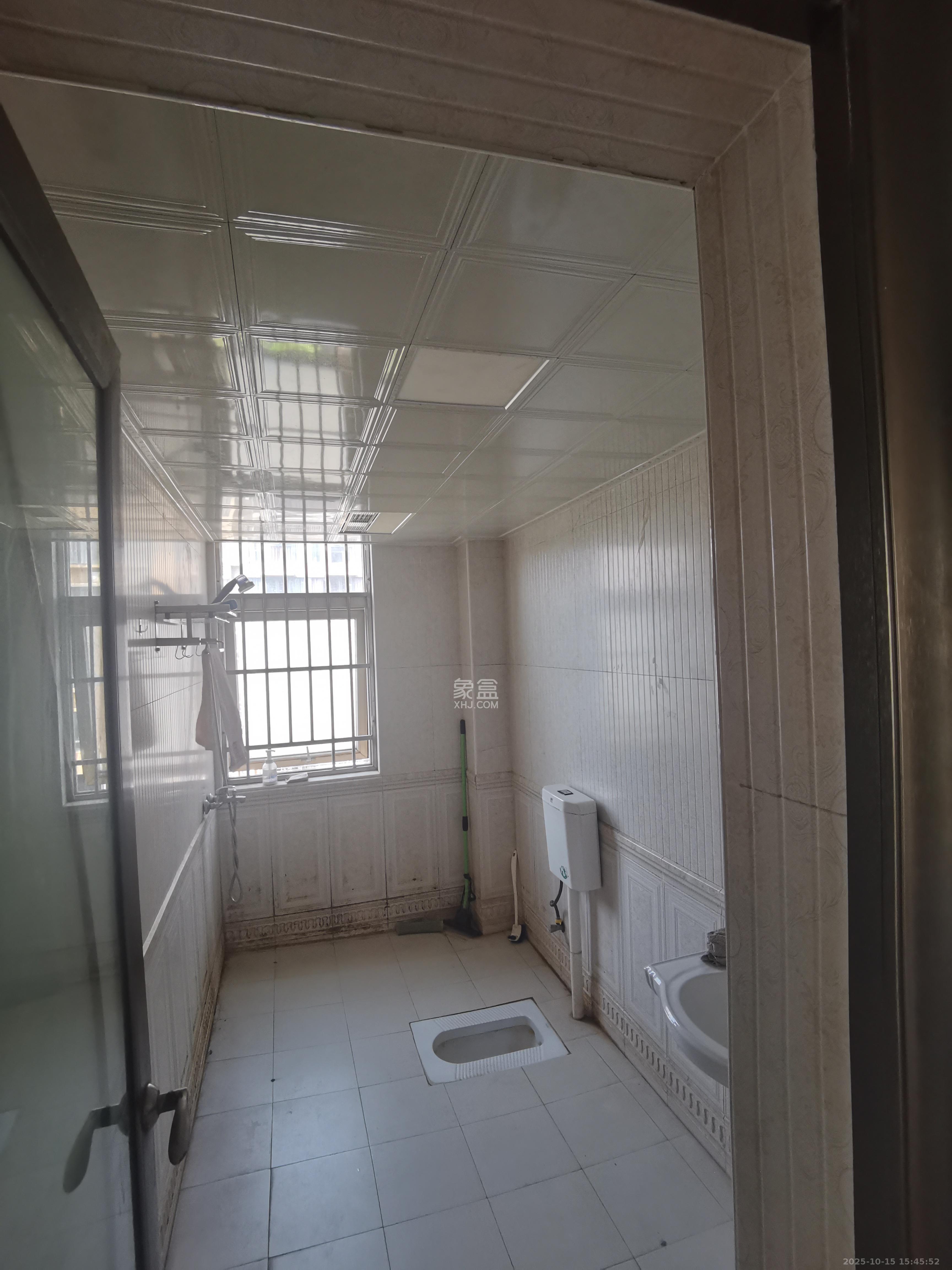 嘉华城（一期）  4室2厅2卫    2600.0元/月室内图