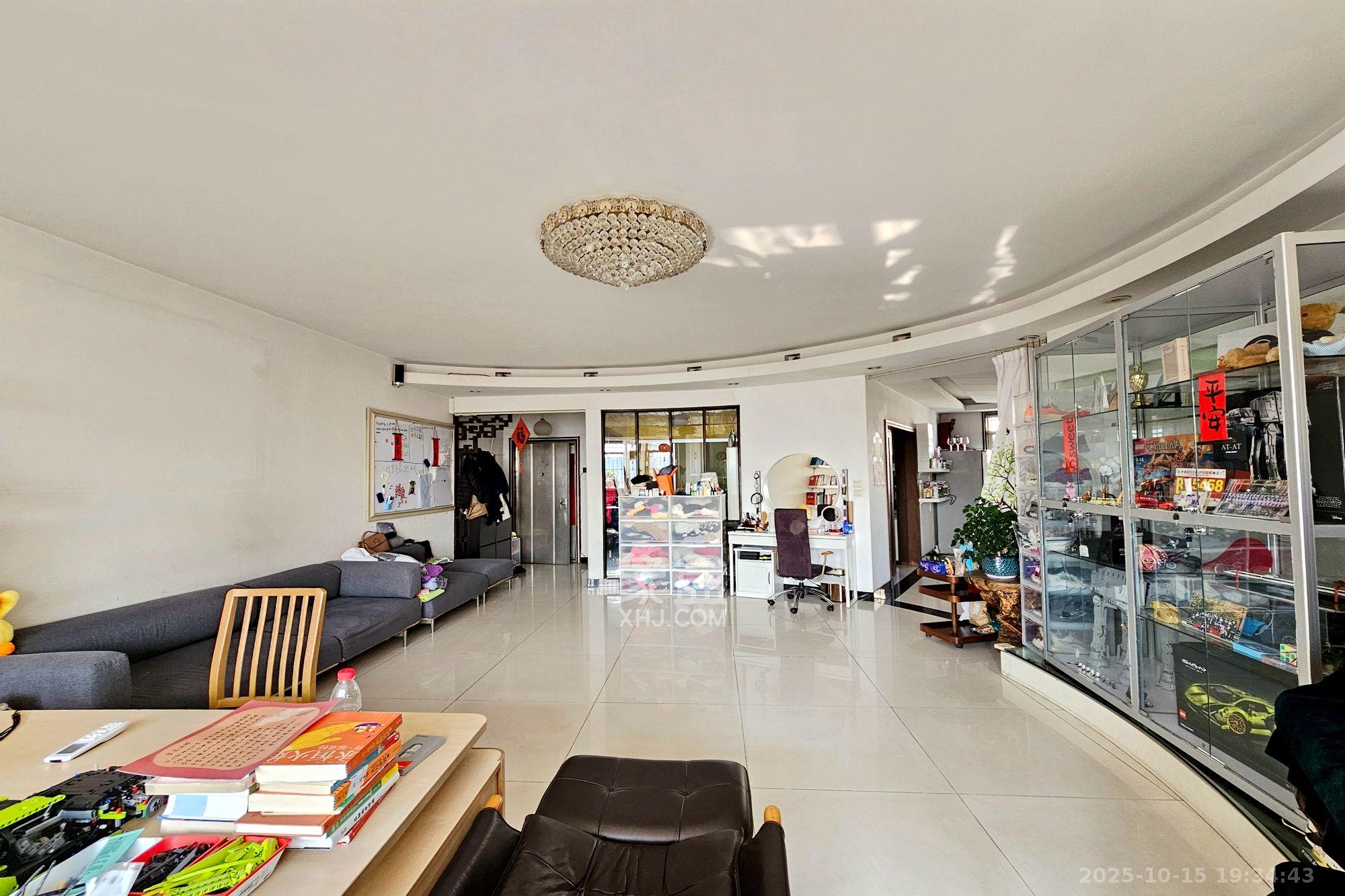 阳光走廊  3室2厅2卫    3000.0元/月 阳光走廊  3室2厅2卫    3000.0元/月室内图