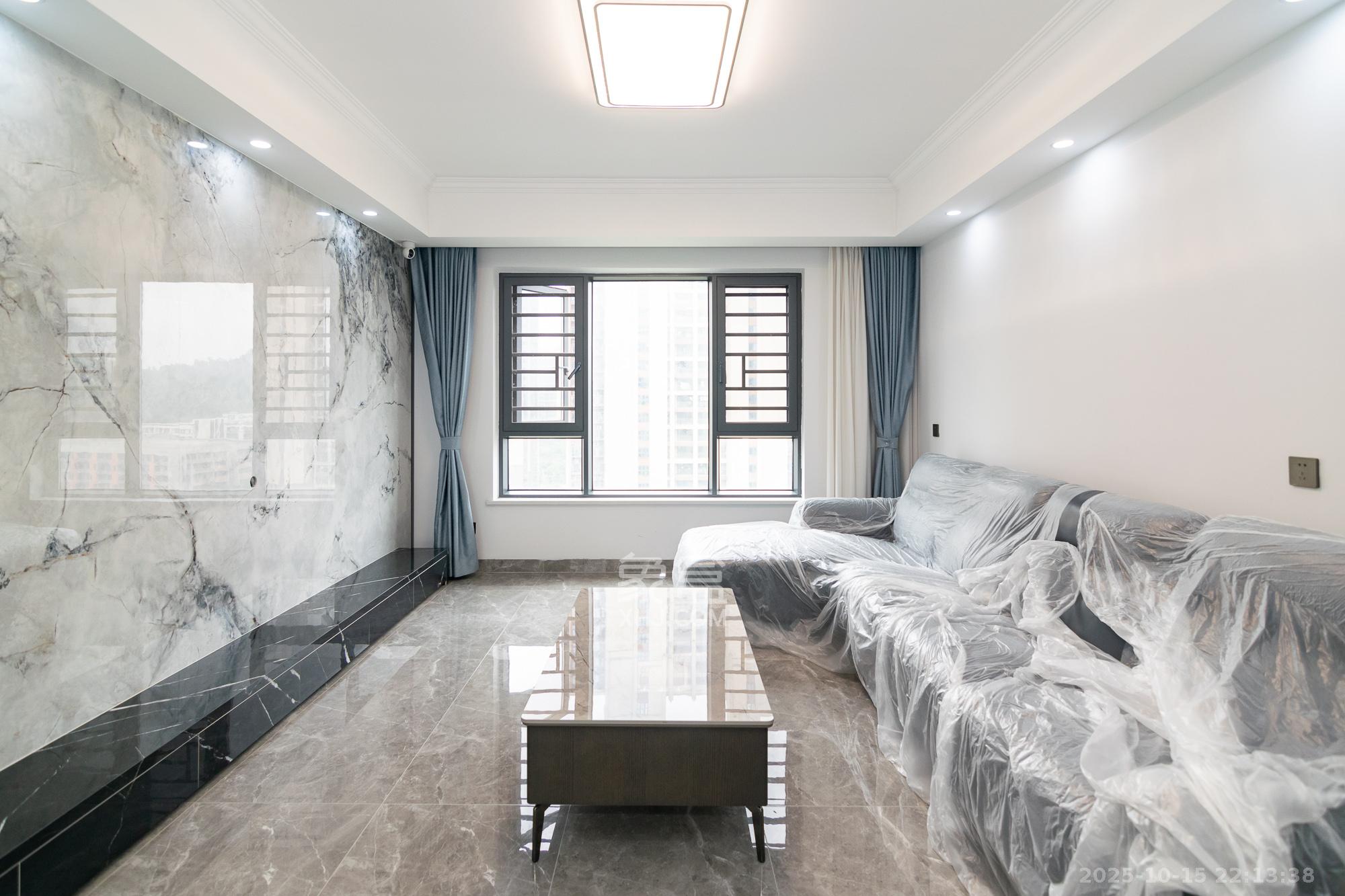 大汉汉府一期  4室2厅2卫    80.0万