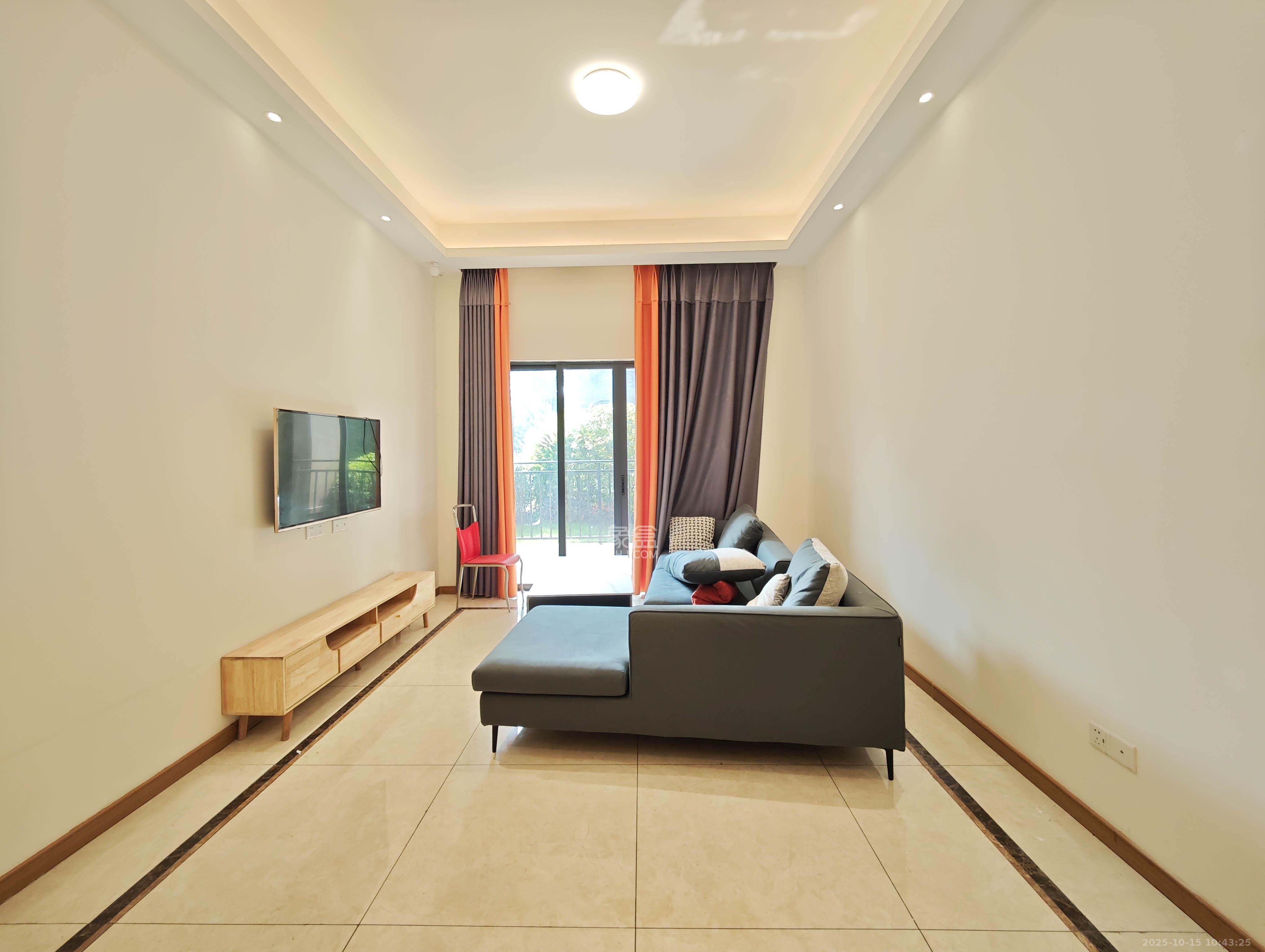 中建嘉和城凤凰台(中建瑞兴家园)  1室0厅0卫    88.0万 中建嘉和城凤凰台(中建瑞兴家园)  1室0厅0卫    88.0万客厅