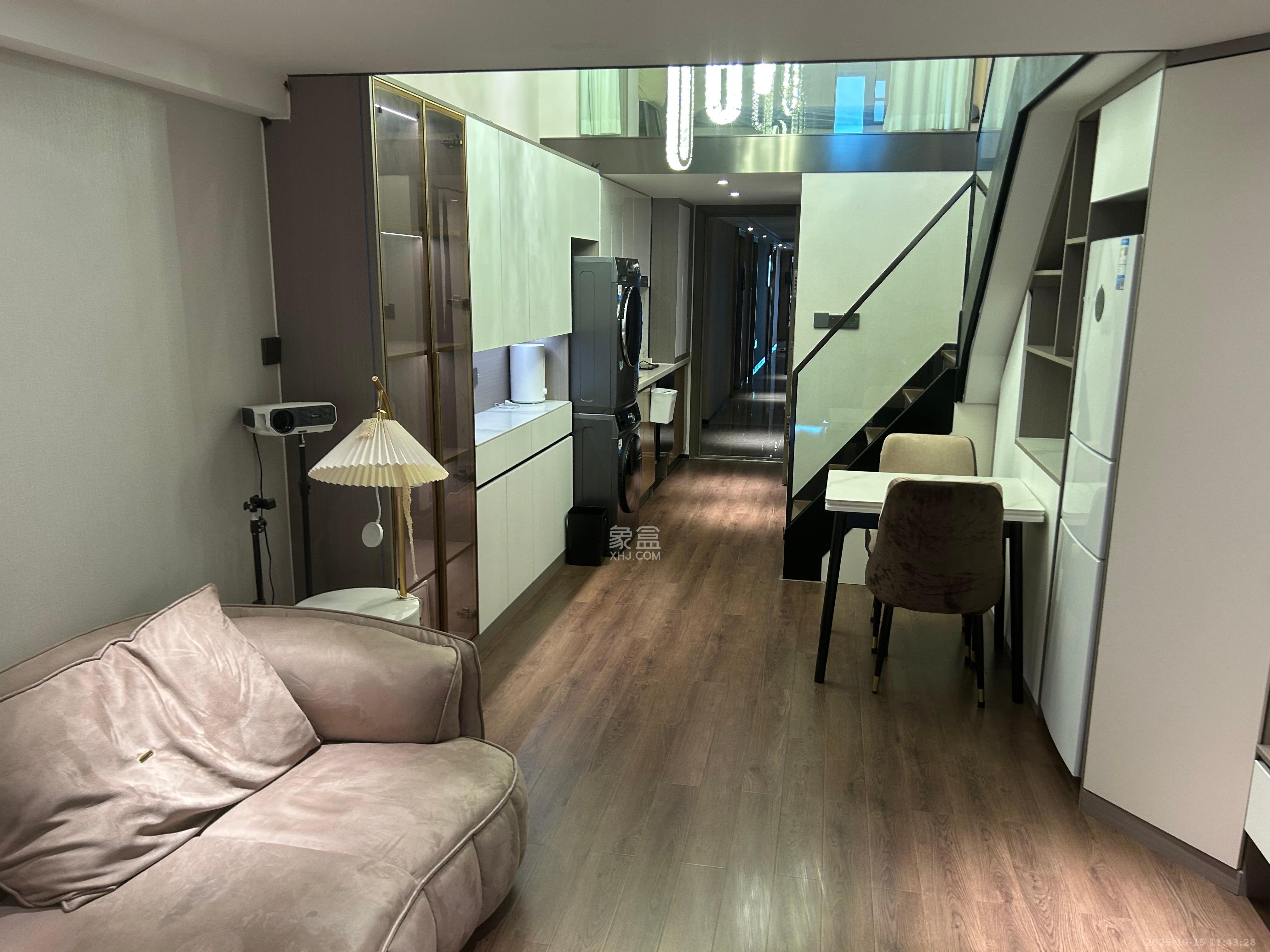 达美寰宇中心  2室1厅1卫    3800.0元/月室内图