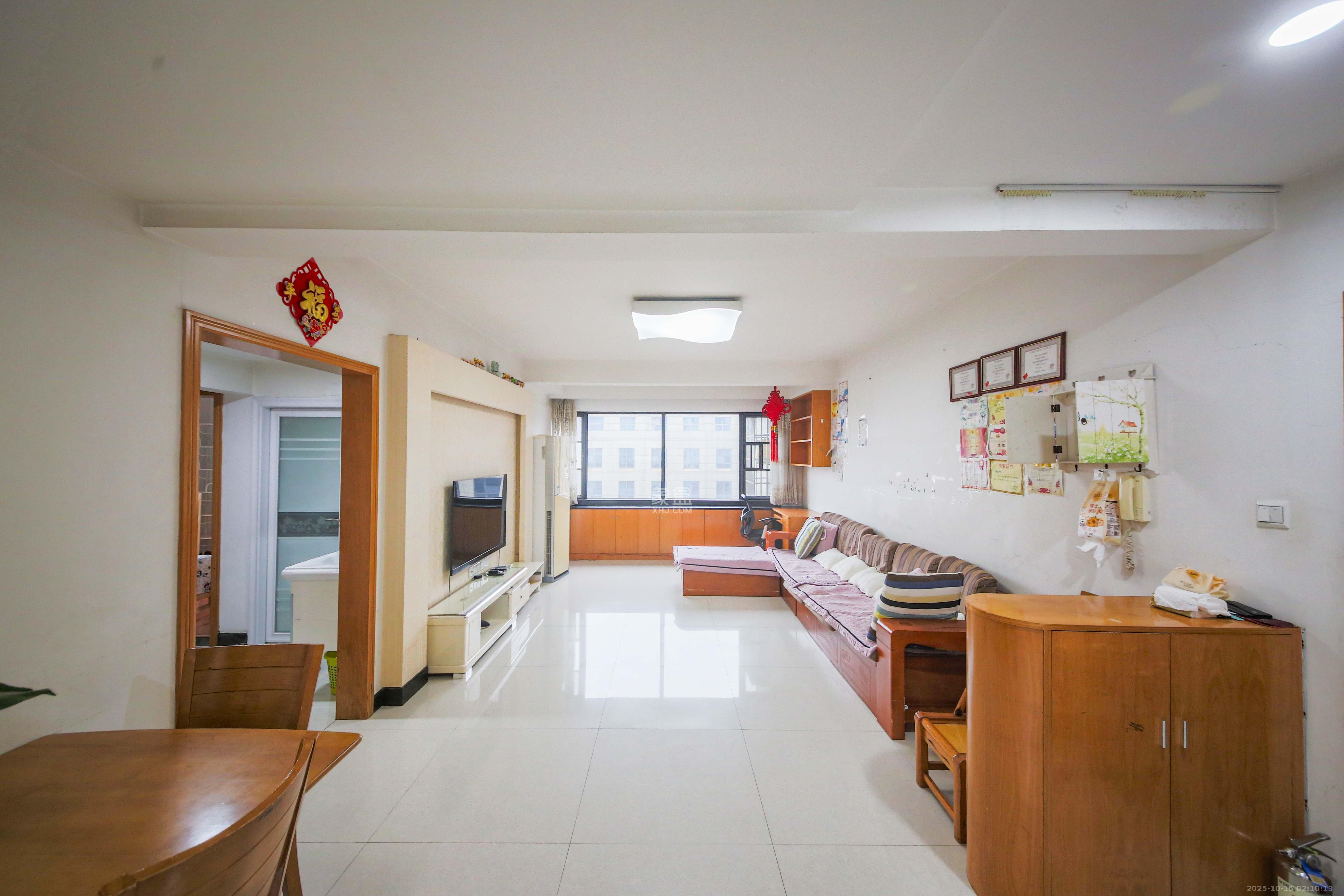 和庄  3室2厅1卫    78.0万 和庄  3室2厅1卫    78.0万客厅