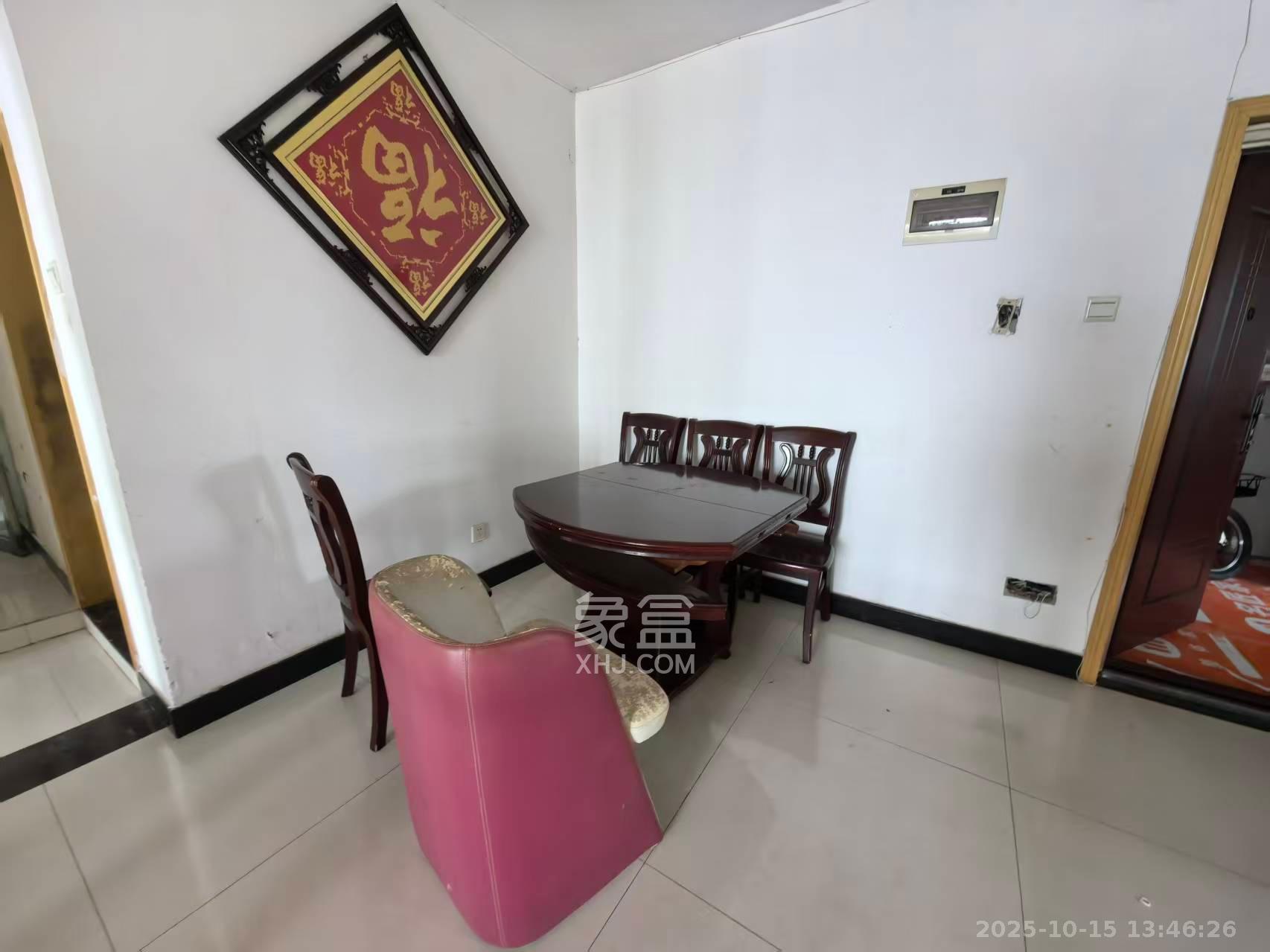 汇城上筑 2室1厅1卫 1800.0元/月 汇城上筑 2室1厅1卫 1800.0元/月室内图