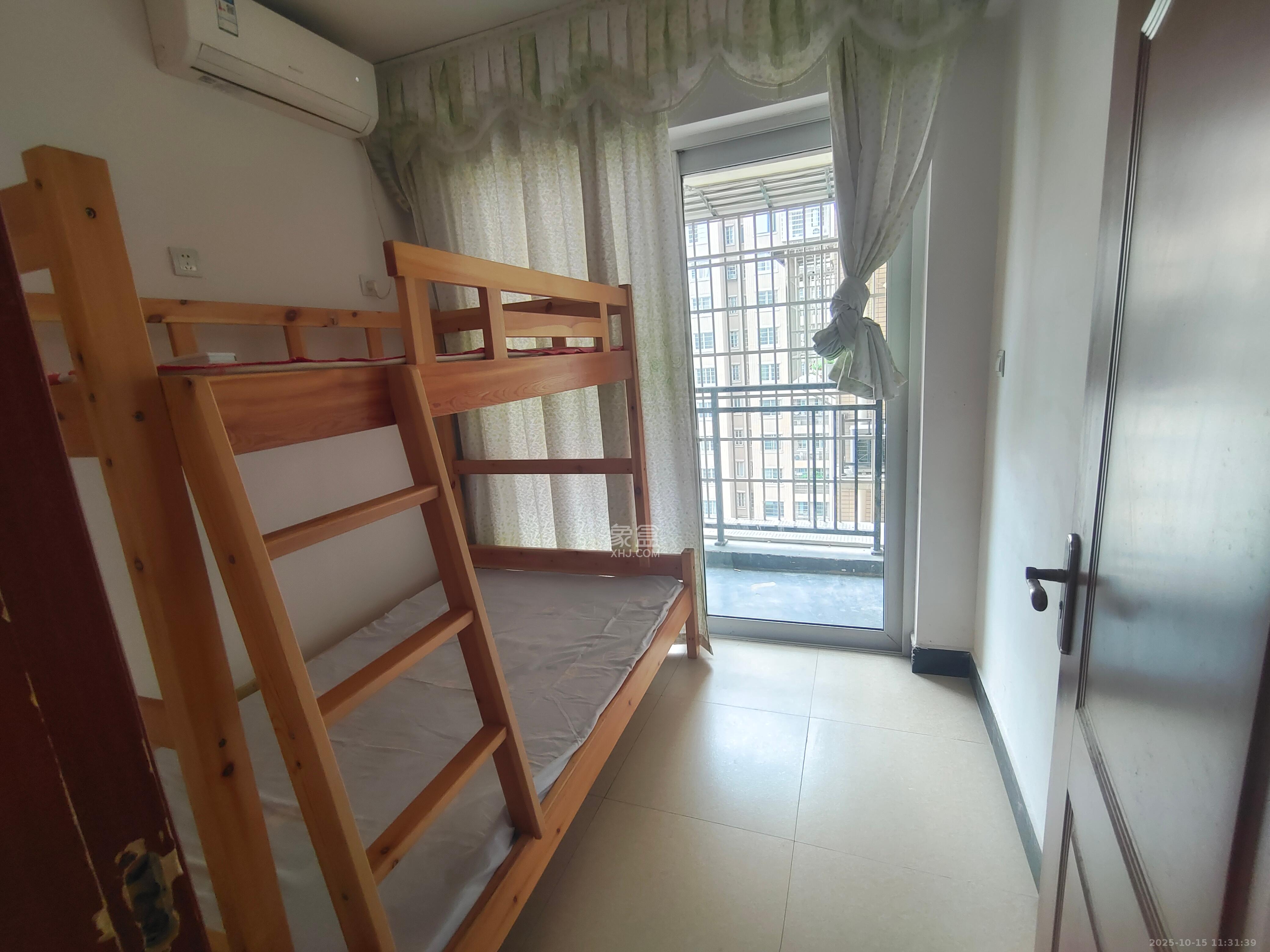 和润园一、二期  3室1厅1卫    1800.0元/月 和润园一、二期  3室1厅1卫    1800.0元/月室内图