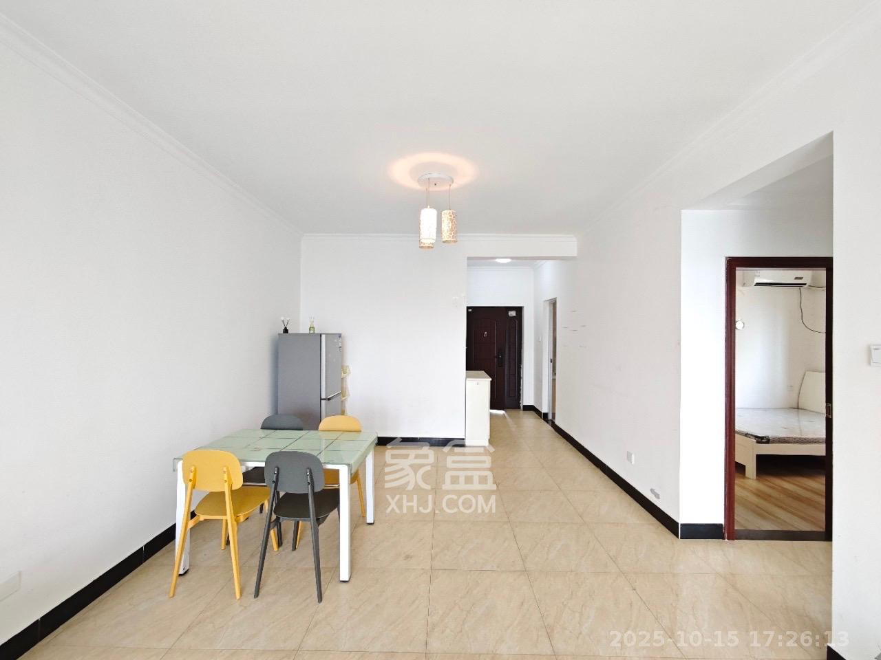 华美公寓(新猎鹰公寓)  2室2厅1卫    2200.0元/月 华美公寓(新猎鹰公寓)  2室2厅1卫    2200.0元/月室内图