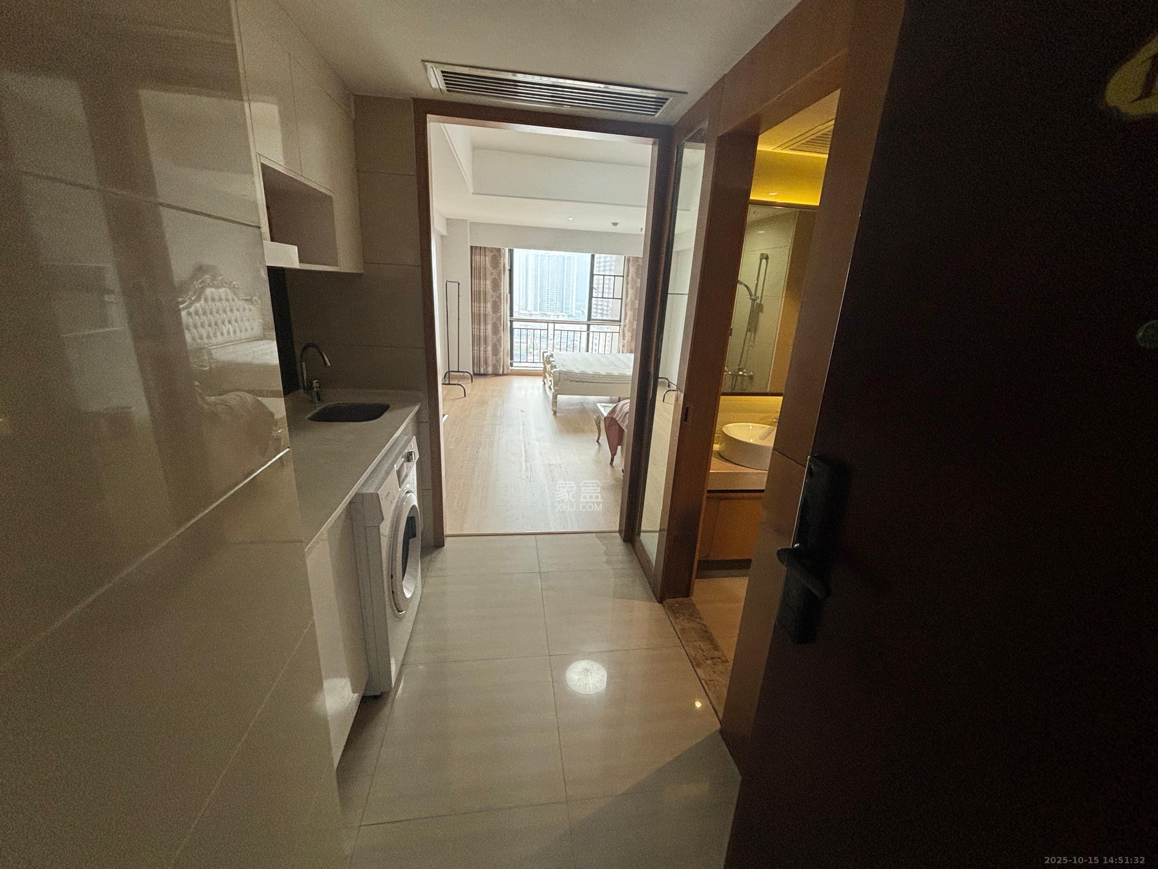 五一钻界  1室1厅1卫    2000.0元/月 五一钻界  1室1厅1卫    2000.0元/月室内图