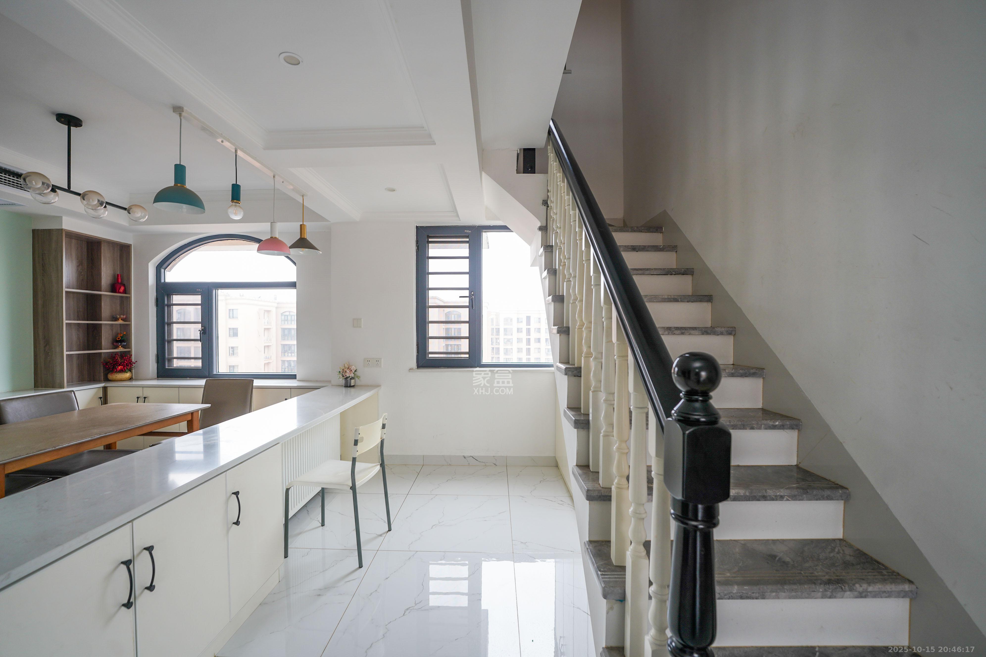 丽发新城  1室0厅0卫    170.0万客厅