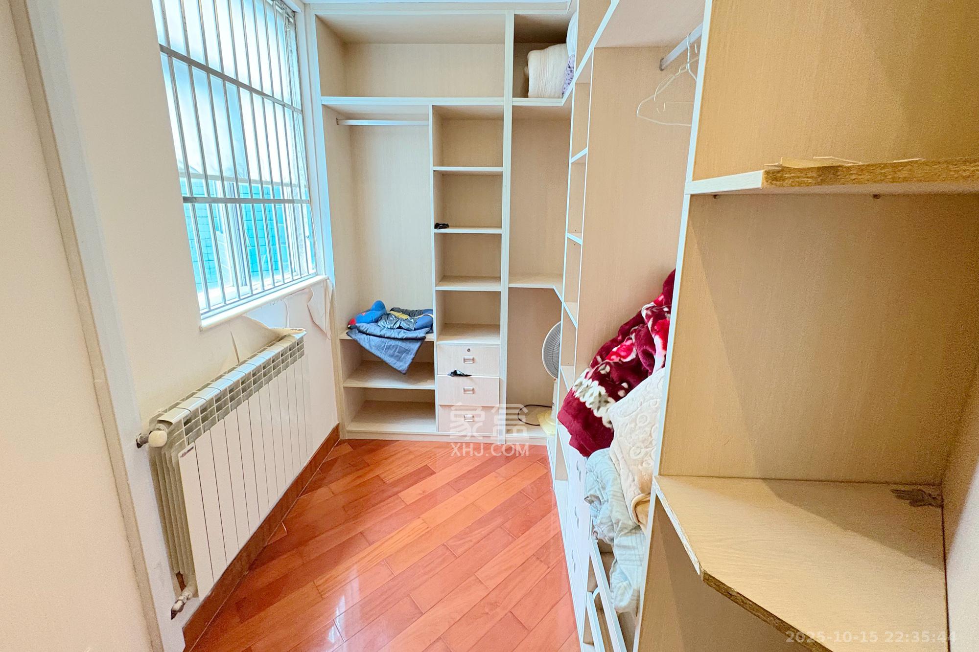 梦泽园  4室2厅3卫    228.0万 梦泽园  4室2厅3卫    228.0万其他