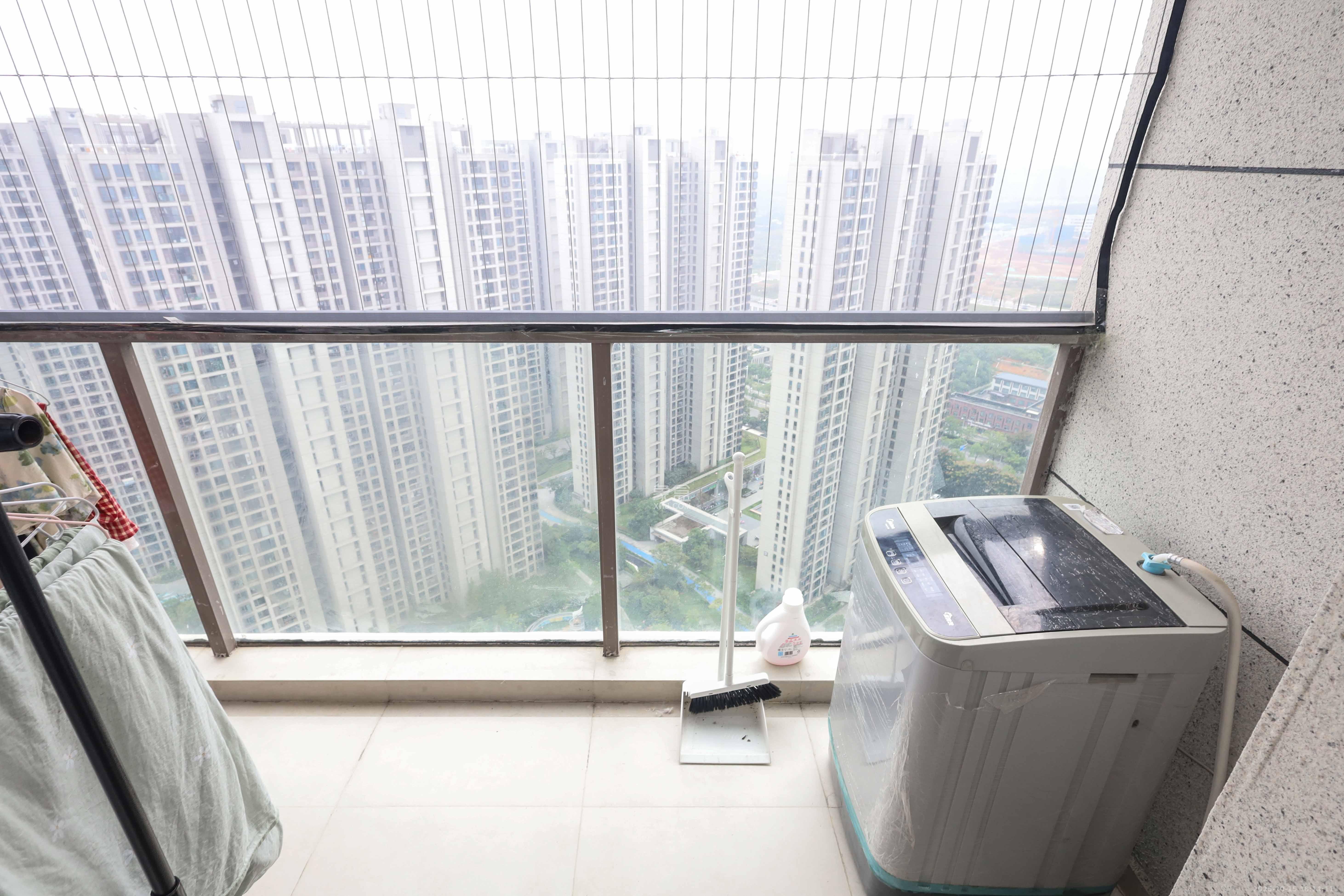 长沙溪山悦  3室2厅2卫    88.0万阳台