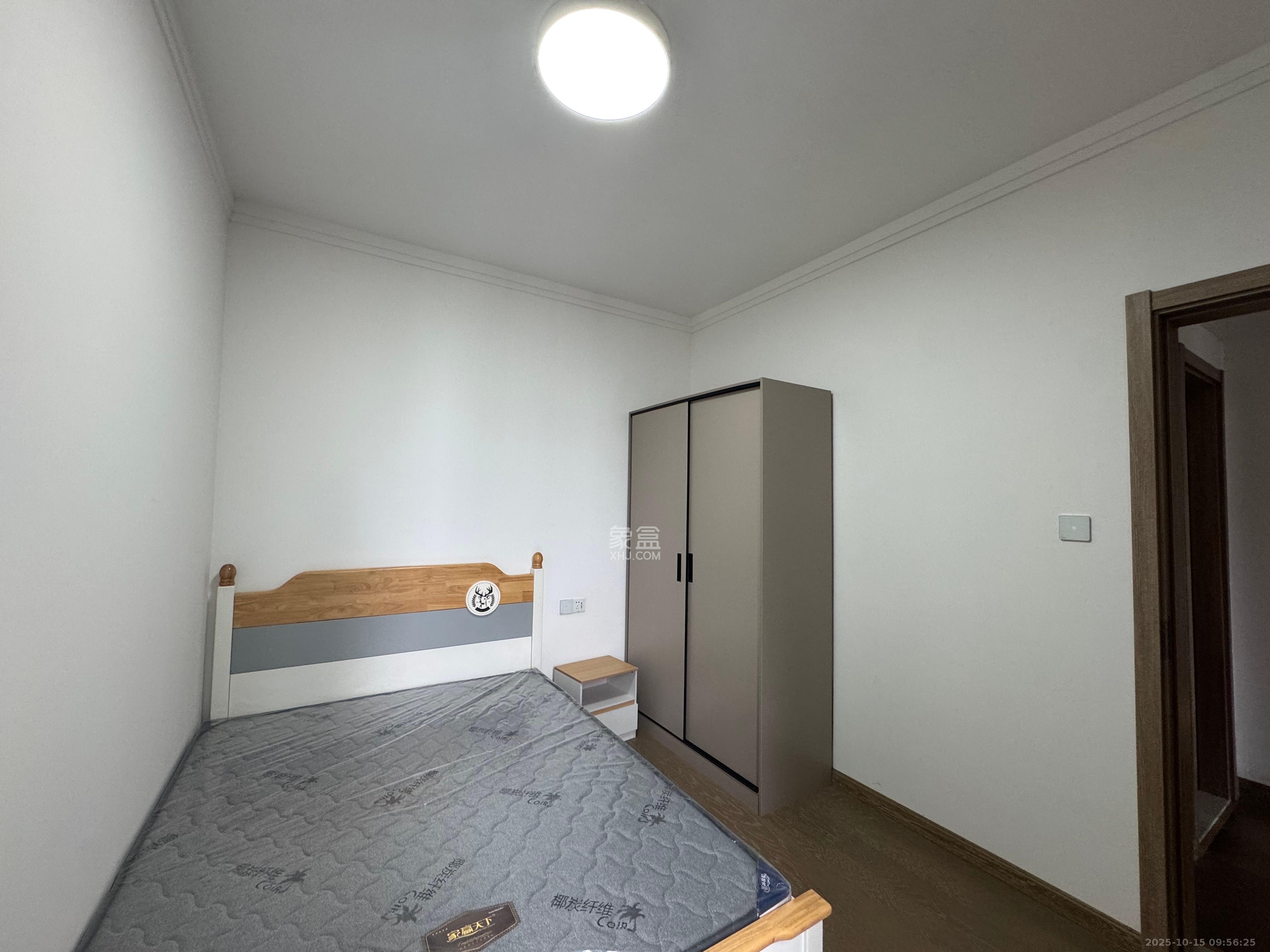 美的翰城 3室2厅1卫 2000.0元/月 美的翰城 3室2厅1卫 2000.0元/月室内图