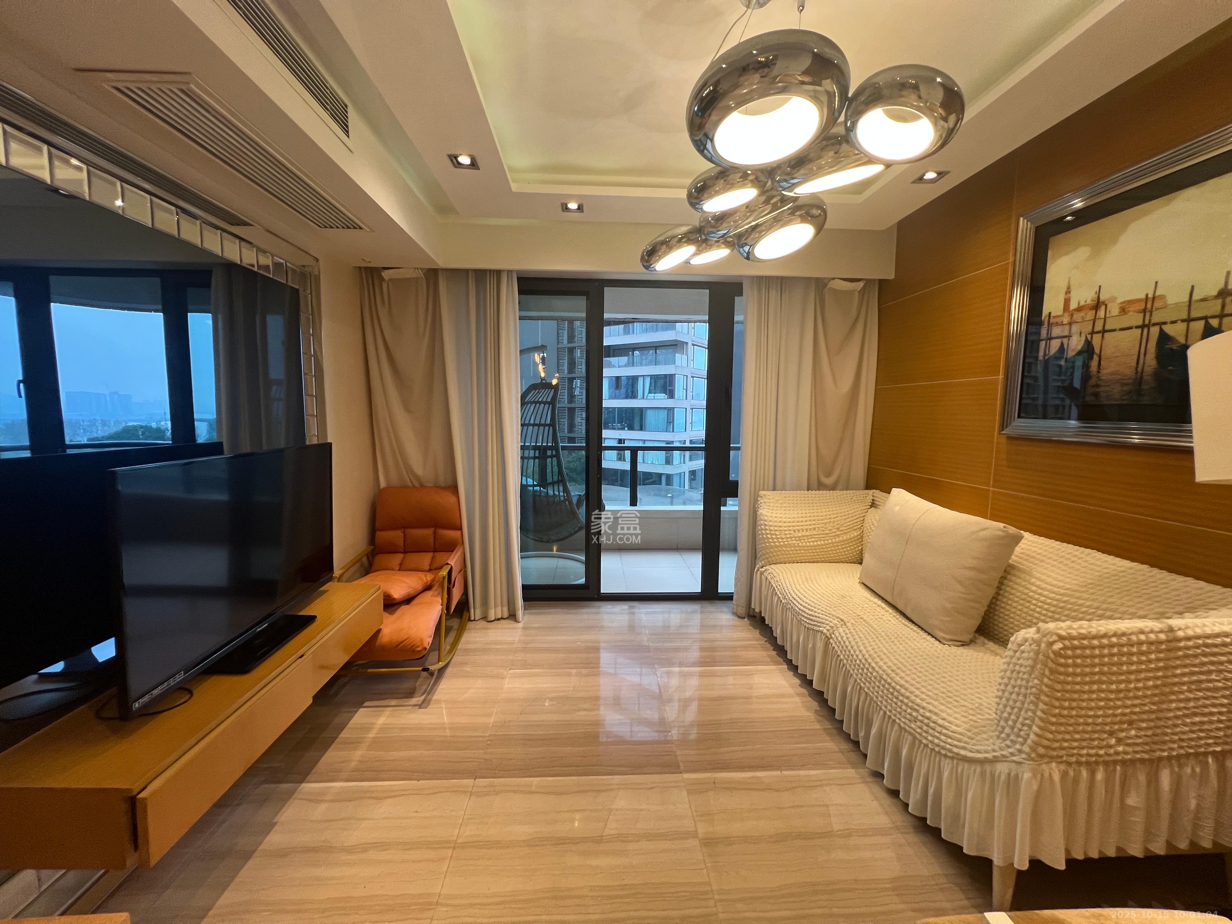 湘江雅颂居  2室2厅2卫    2600.0元/月 湘江雅颂居  2室2厅2卫    2600.0元/月室内图