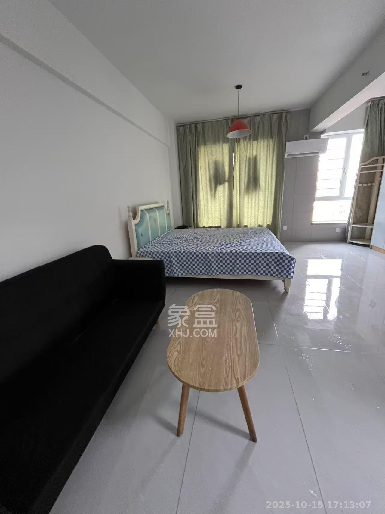 汀兰雅苑  1室1厅1卫    2100.0元/月 汀兰雅苑  1室1厅1卫    2100.0元/月