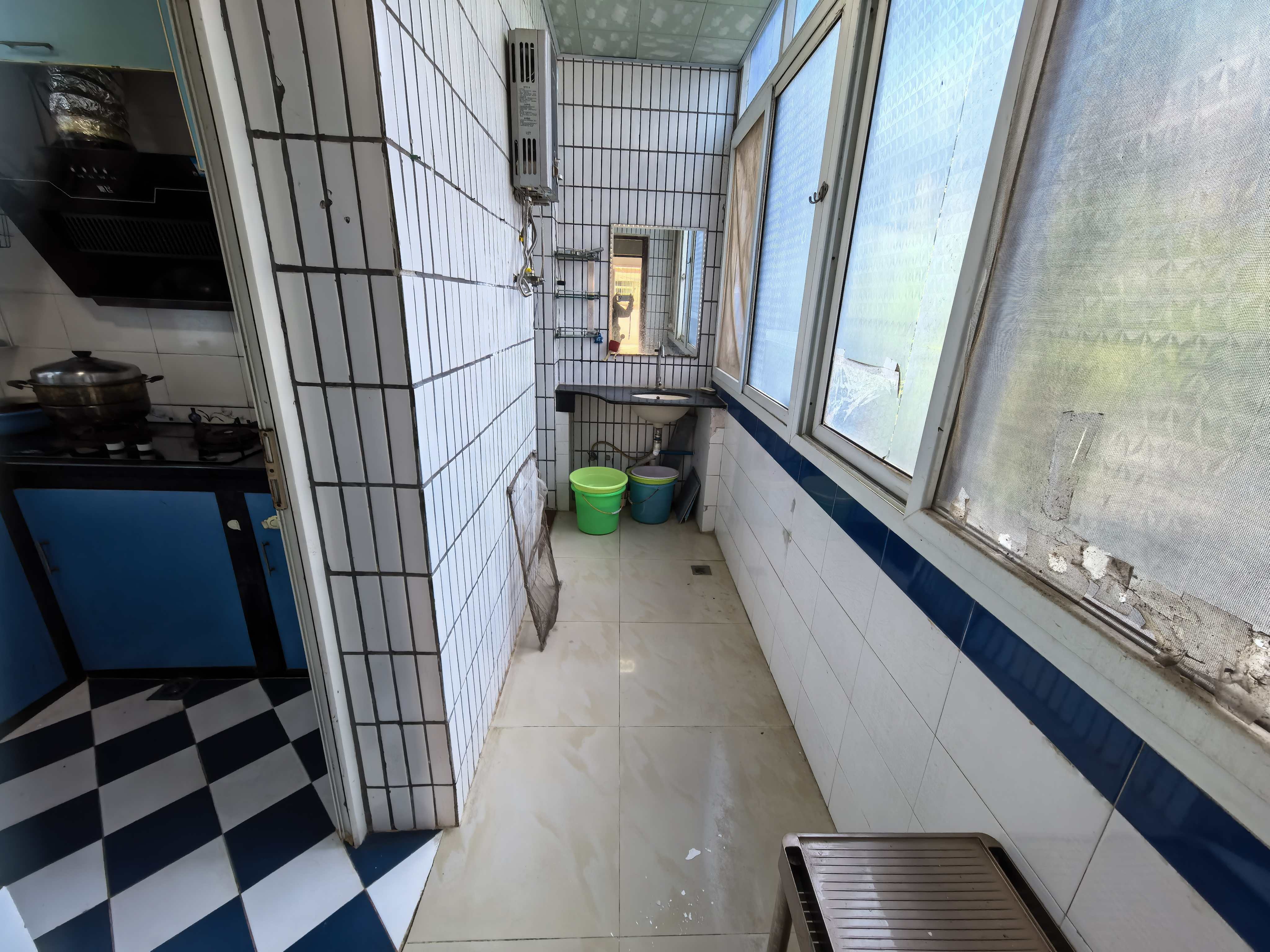 南航部队宿舍(南航小区) 3室2厅1卫 2000.0元/月 南航部队宿舍(南航小区) 3室2厅1卫 2000.0元/月室内图