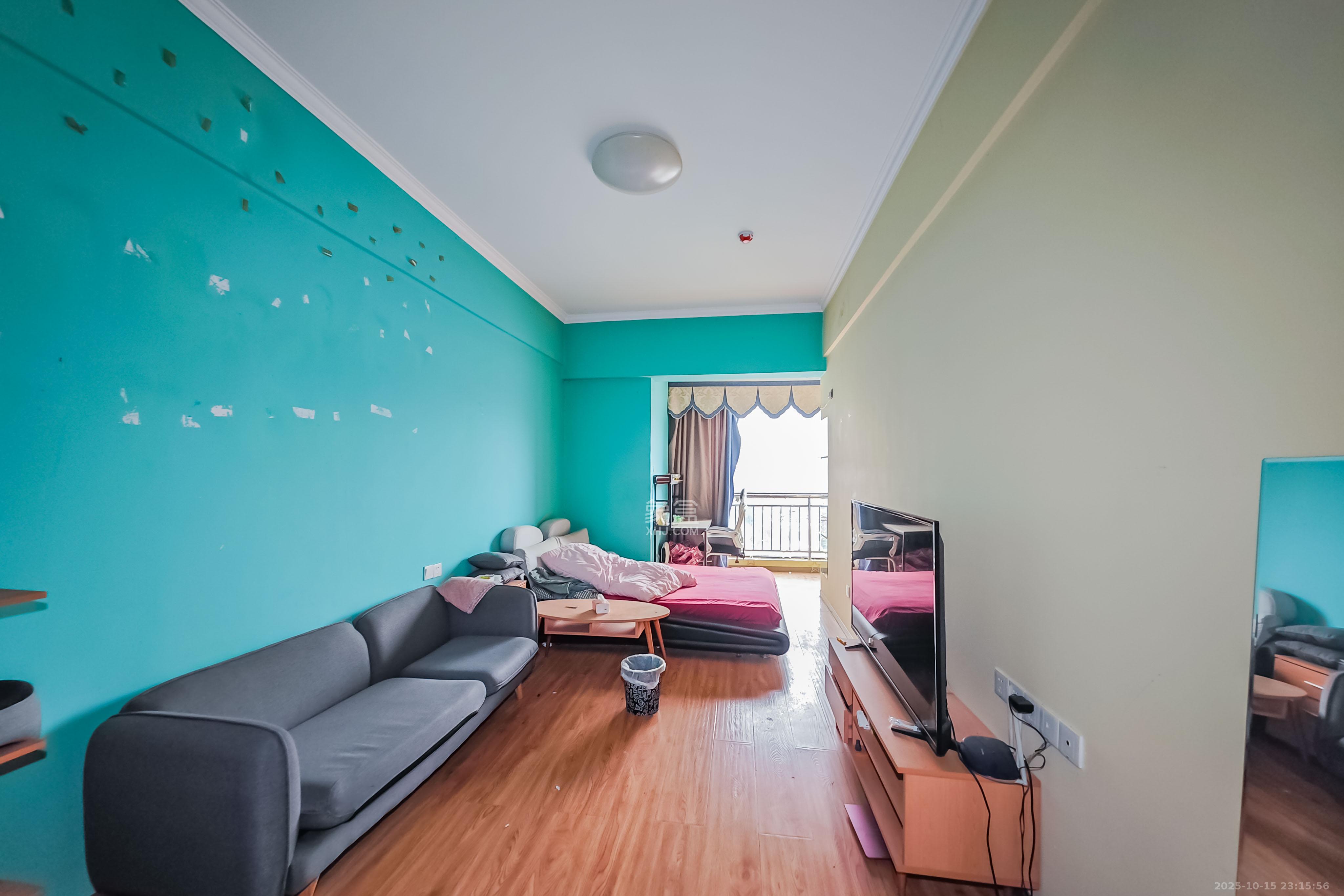 乐尚城 1室1厅1卫 18.0万 乐尚城 1室1厅1卫 18.0万客厅