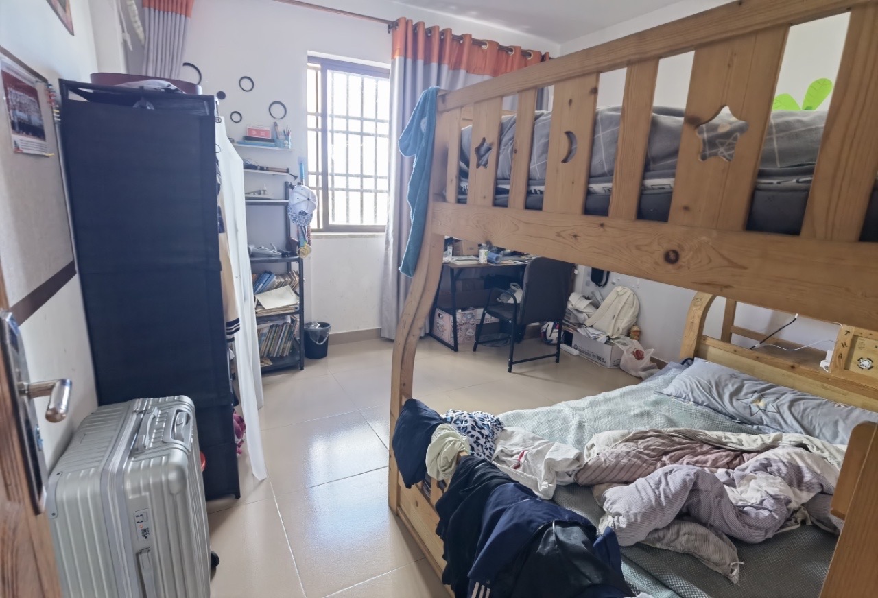 永泰花苑  3室2厅2卫    180.0万 永泰花苑  3室2厅2卫    180.0万户型图