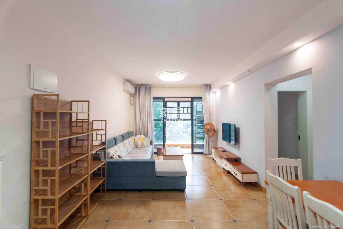 中海梅溪湖壹号  3室2厅1卫    2600.0元/月 中海梅溪湖壹号  3室2厅1卫    2600.0元/月室内图