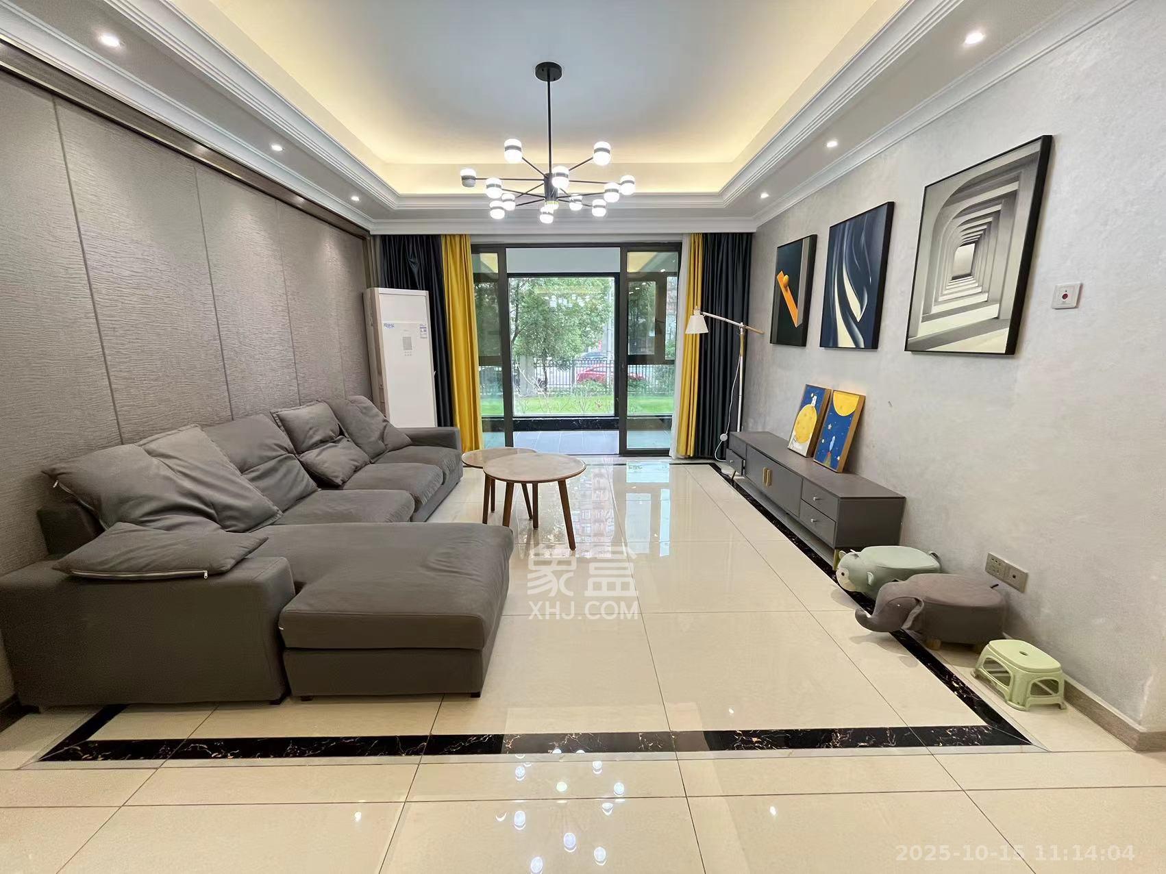 富力十号  3室2厅2卫    4000.0元/月