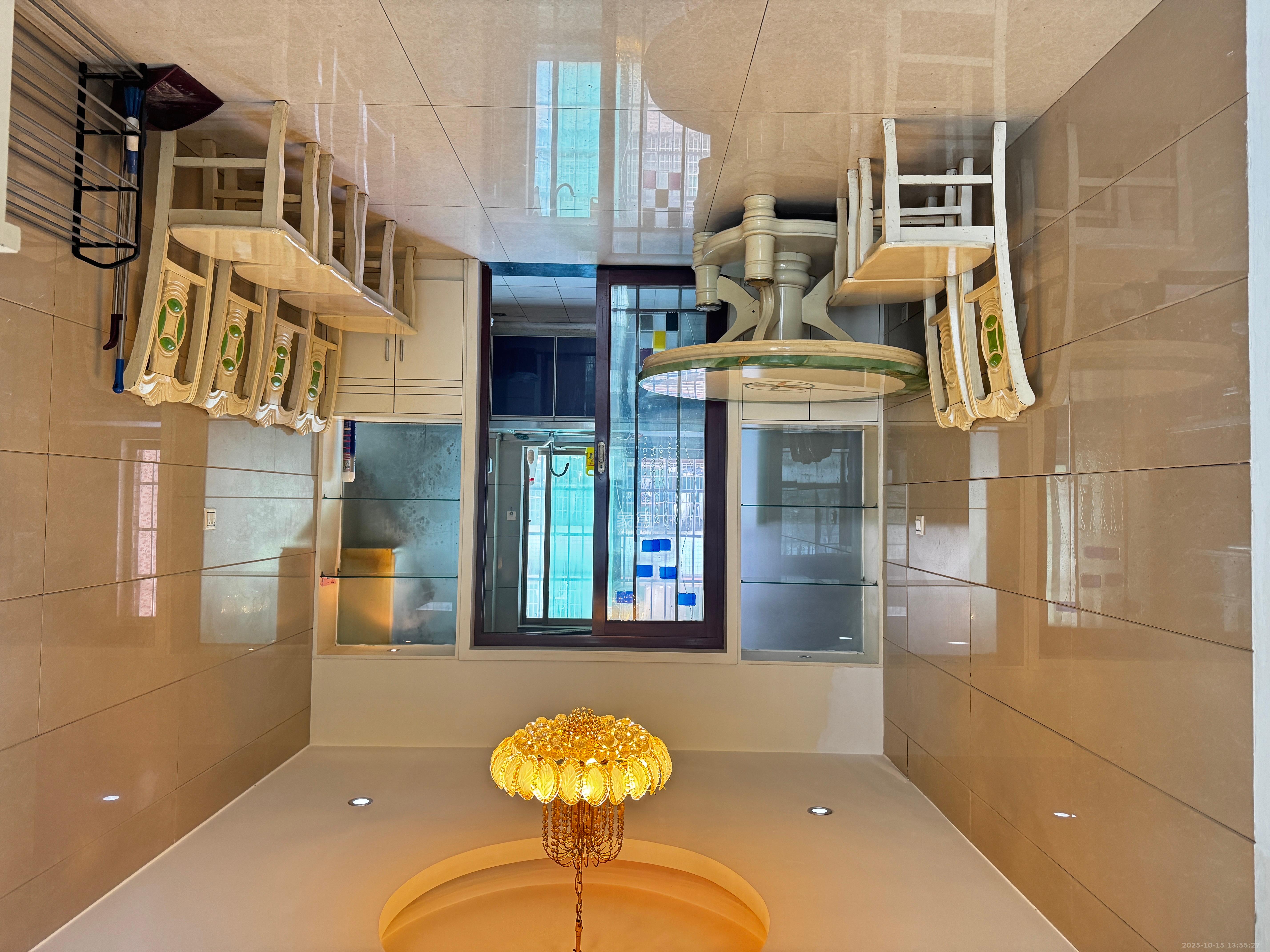 白田安置小区  3室2厅2卫    2500.0元/月室内图