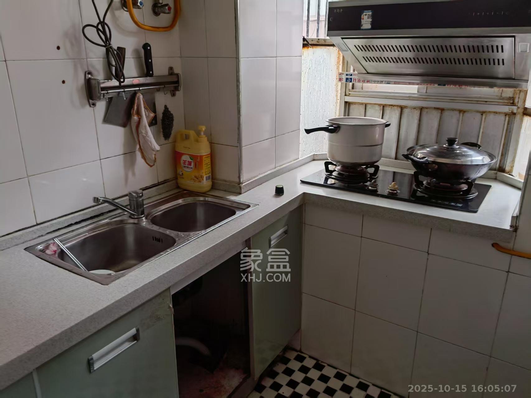 化工宿舍  2室2厅1卫    1500.0元/月 化工宿舍  2室2厅1卫    1500.0元/月室内图