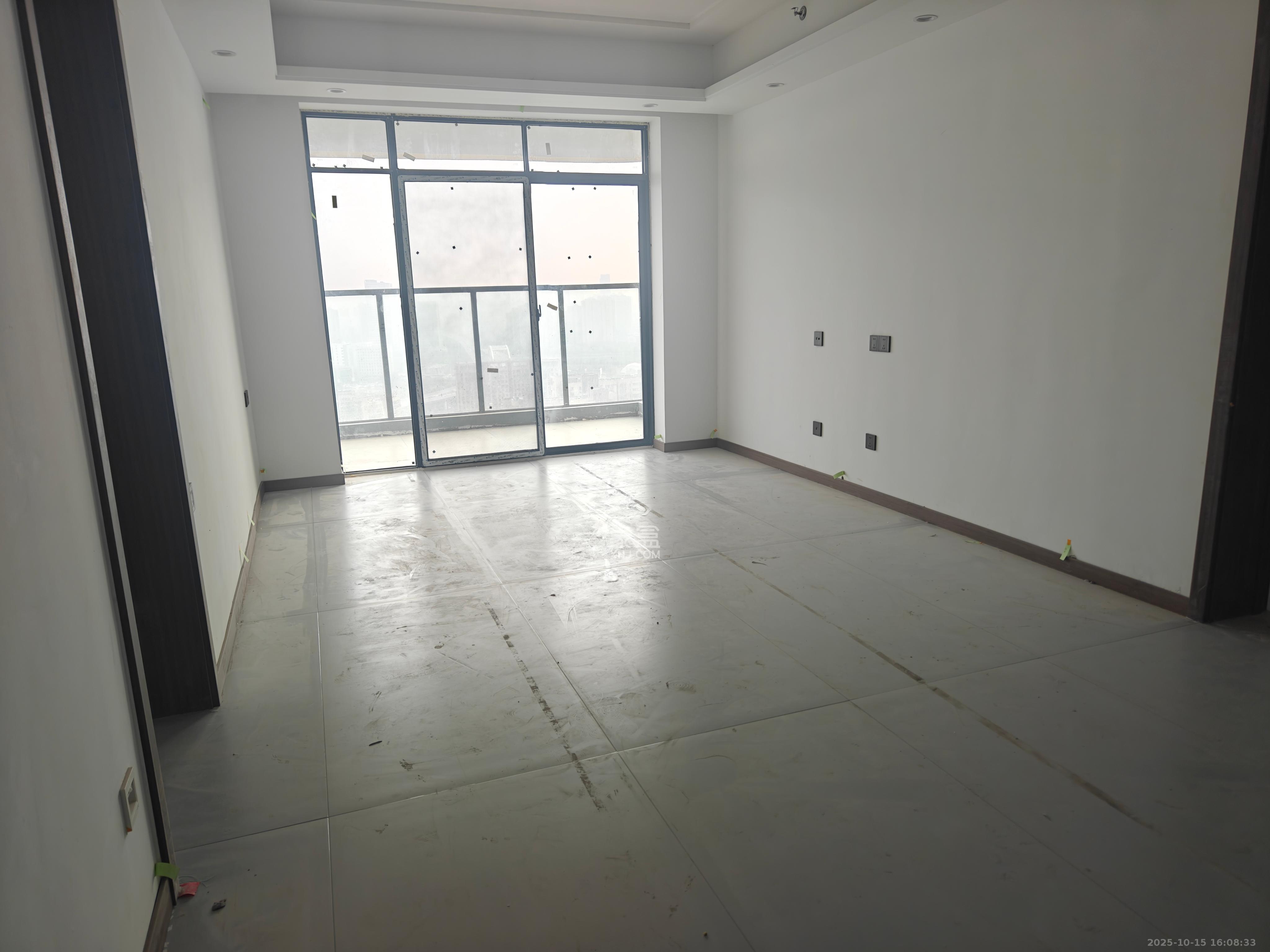 绿地V岛  3室2厅2卫    3500.0元/月 绿地V岛  3室2厅2卫    3500.0元/月