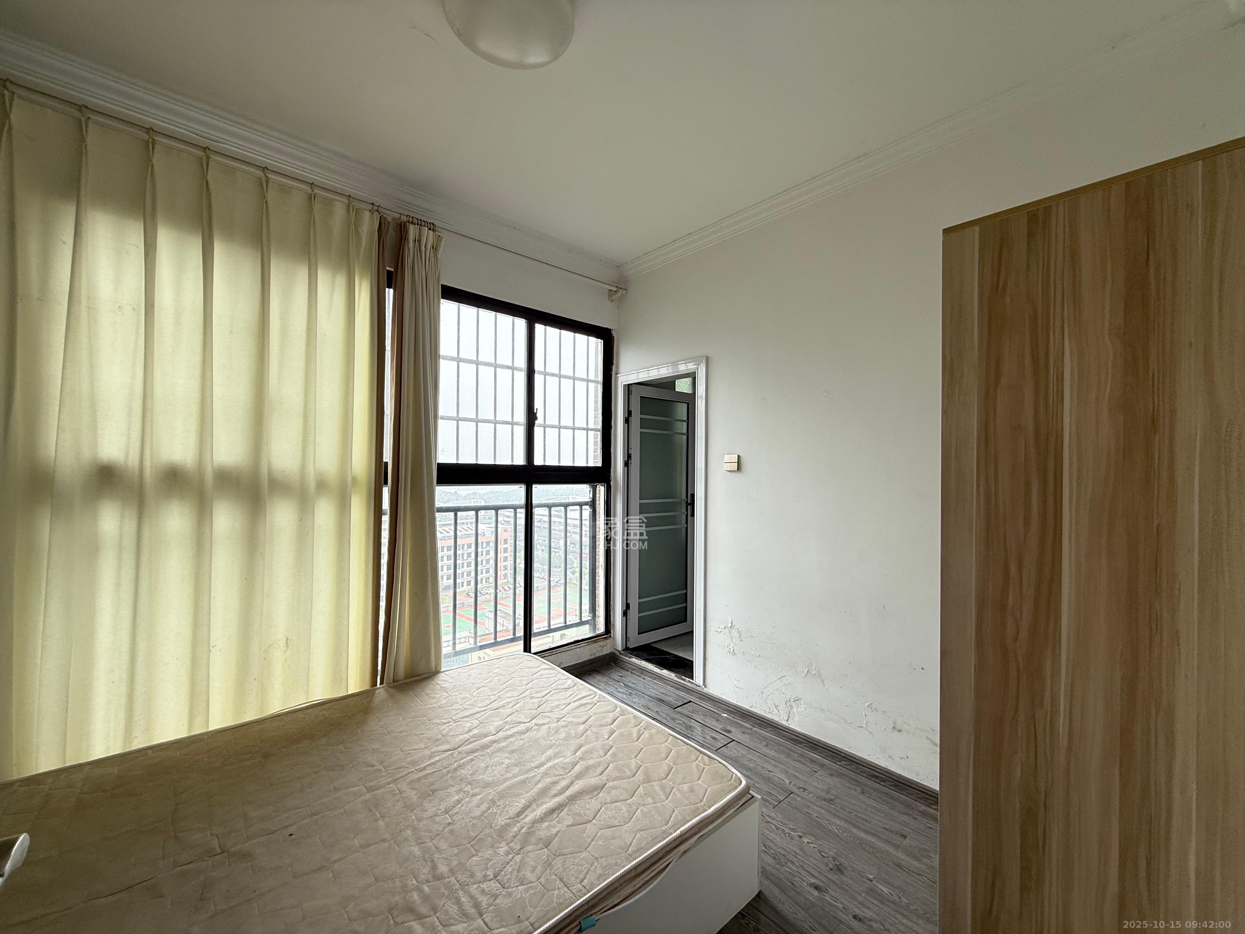 湖湾世景  1室1厅2卫    650.0元/月室内图