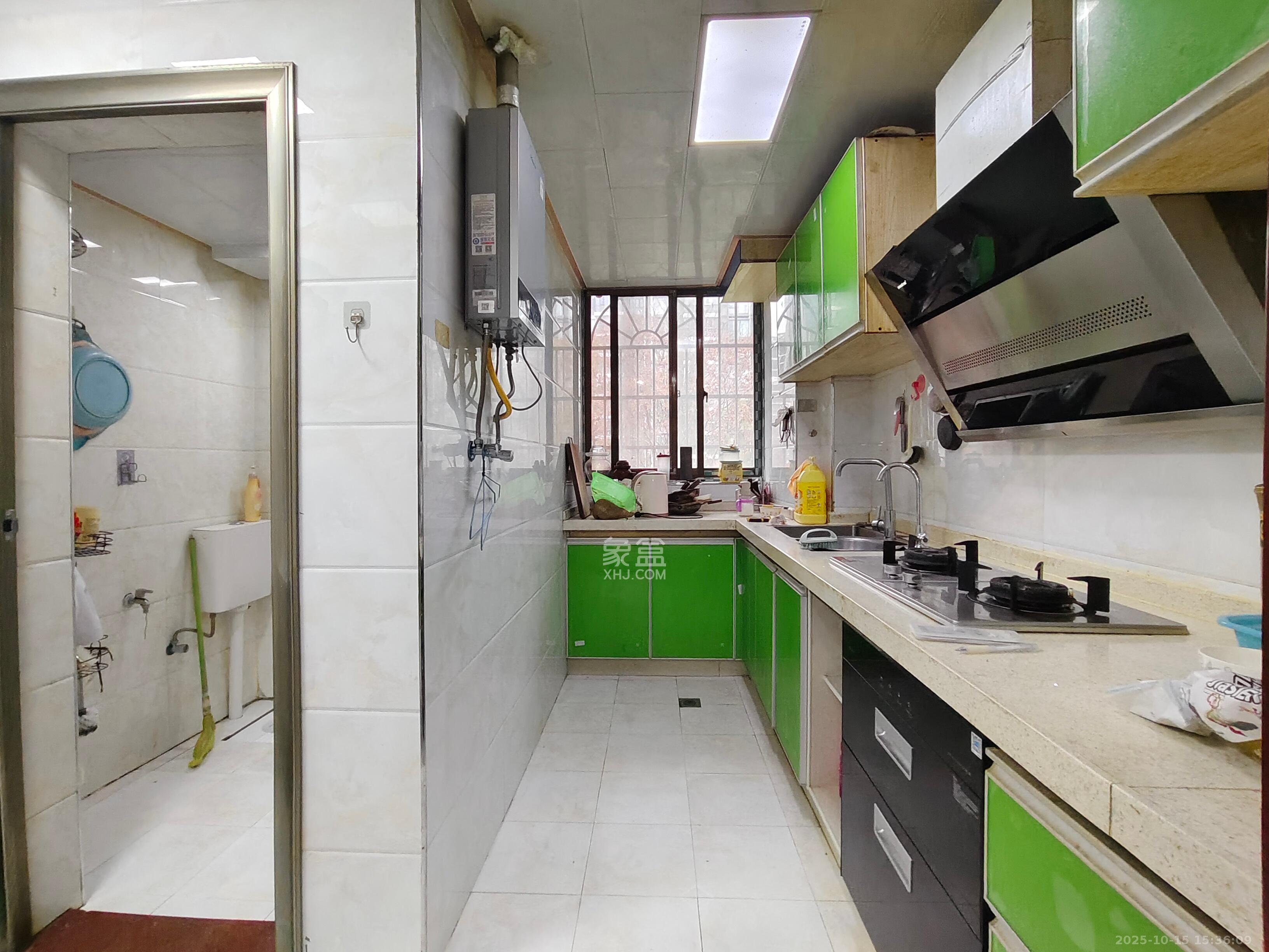 马王堆汽配城  3室2厅1卫    2200.0元/月 马王堆汽配城  3室2厅1卫    2200.0元/月室内图