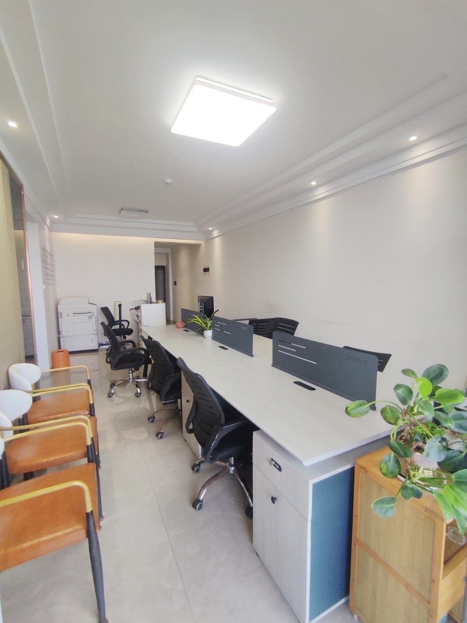 怡和湖城大境  3室2厅1卫    3600.0元/月室内图