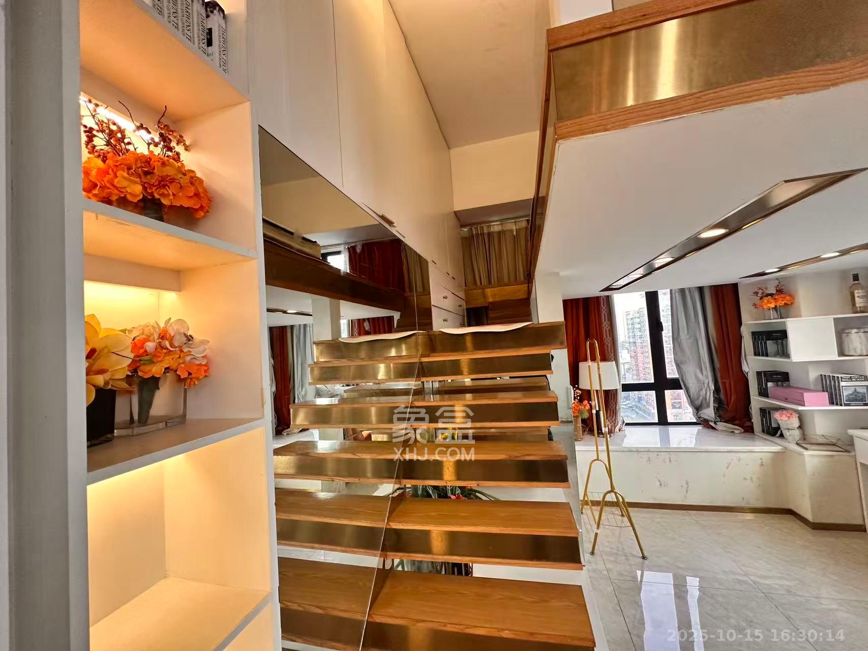 荣悦台  1室1厅1卫    2500.0元/月室内图