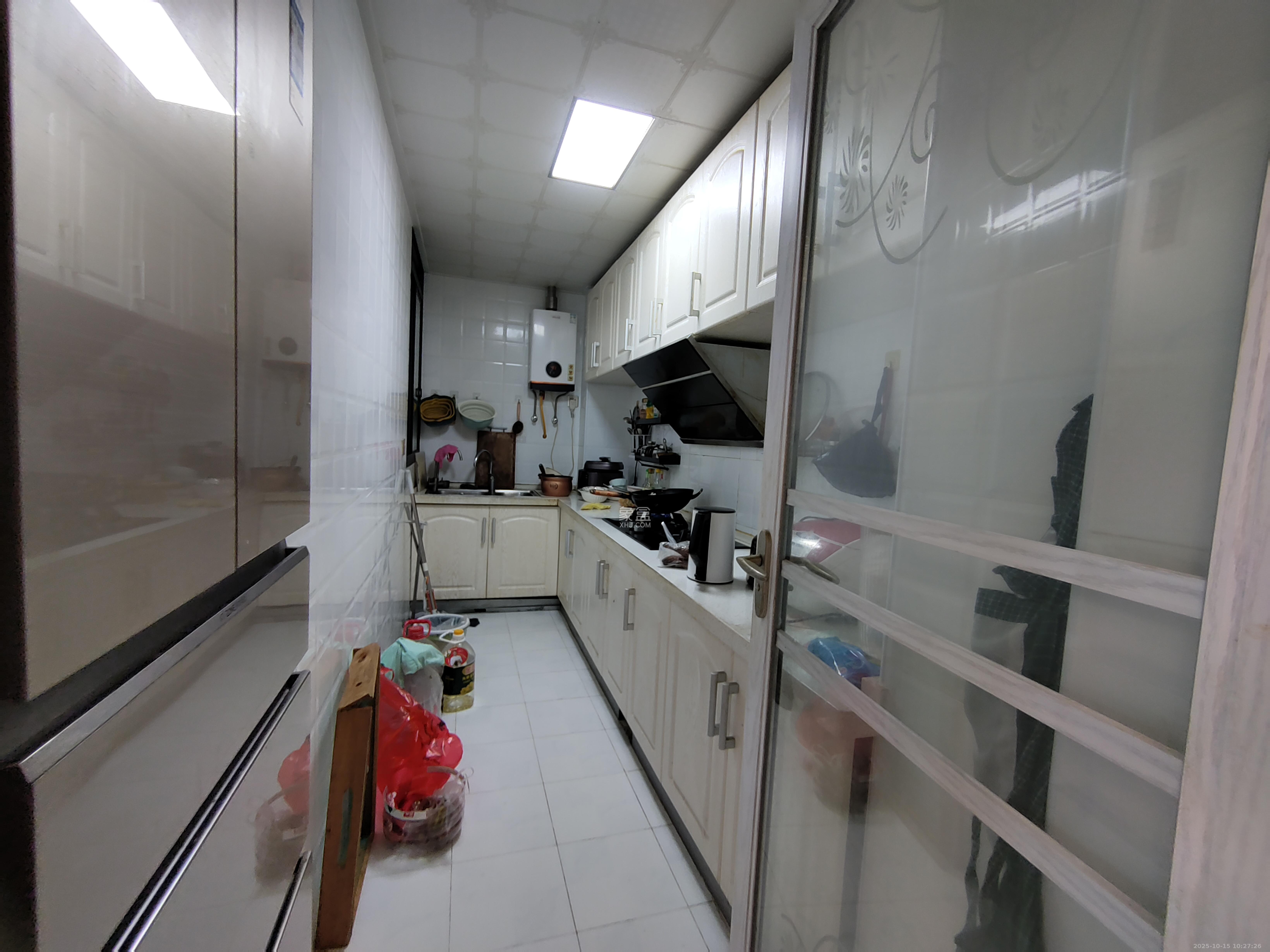 明发国际城 3室2厅1卫 2100.0元/月 明发国际城 3室2厅1卫 2100.0元/月室内图