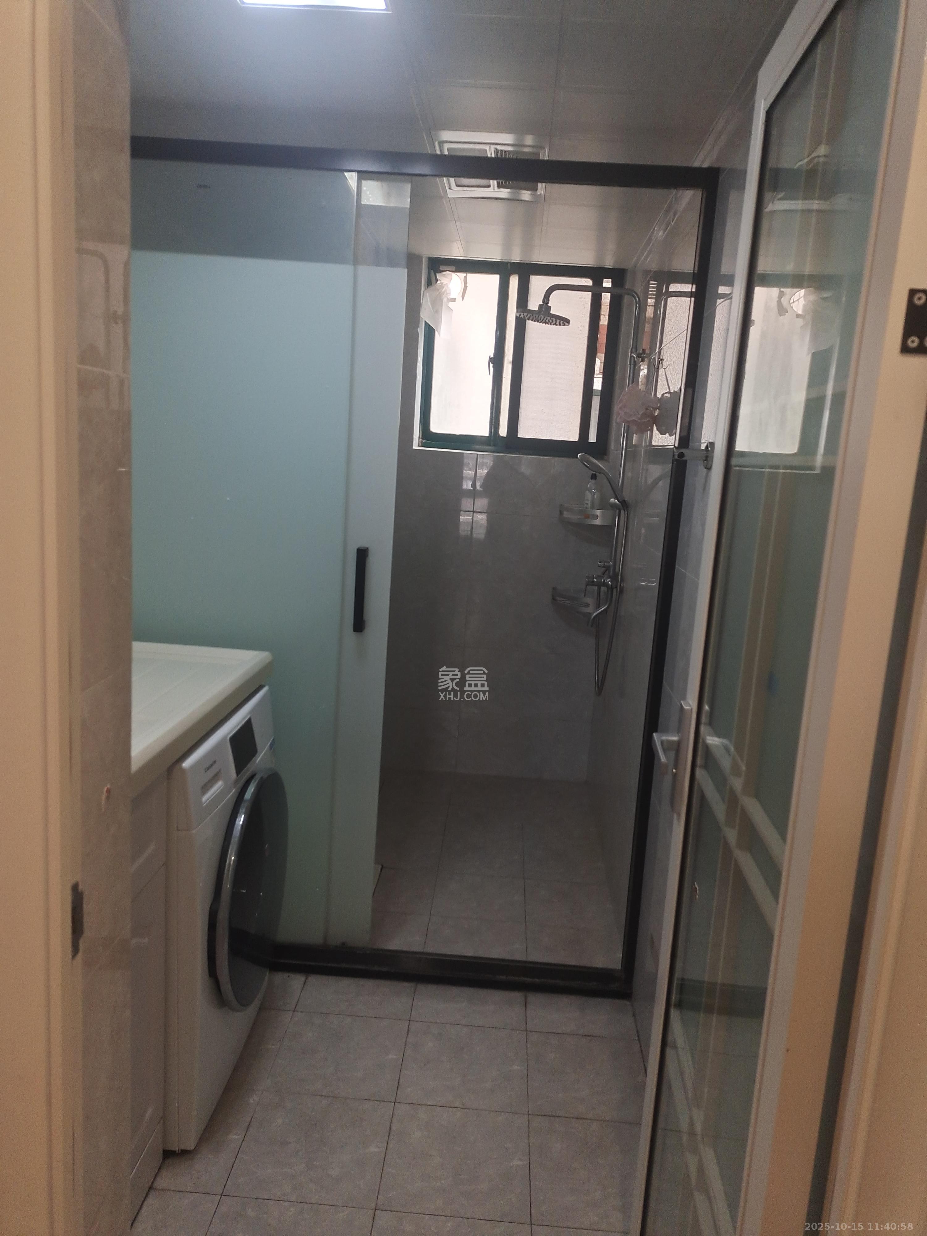 明城公寓  5室2厅2卫    3500.0元/月室内图