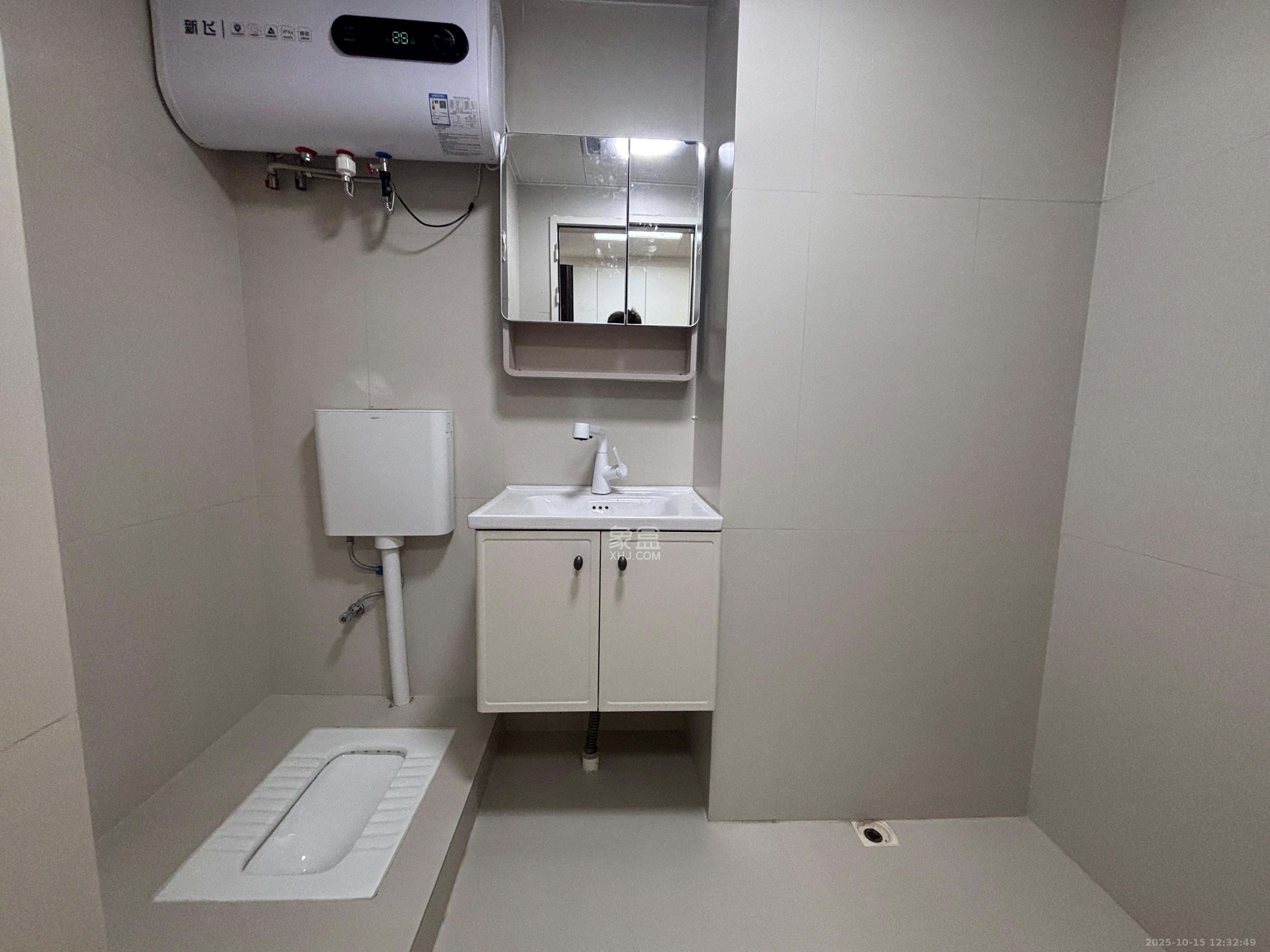 中海珑悦府 1室1厅1卫 1300.0元/月 中海珑悦府 1室1厅1卫 1300.0元/月室内图