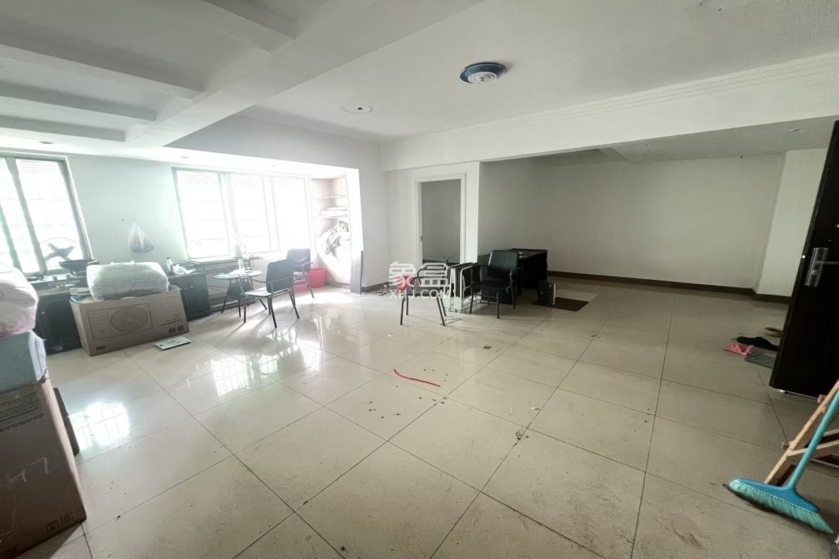 富豪大厦(富豪花园) 2室1厅1卫 1600.0元/月 富豪大厦(富豪花园) 2室1厅1卫 1600.0元/月室内图