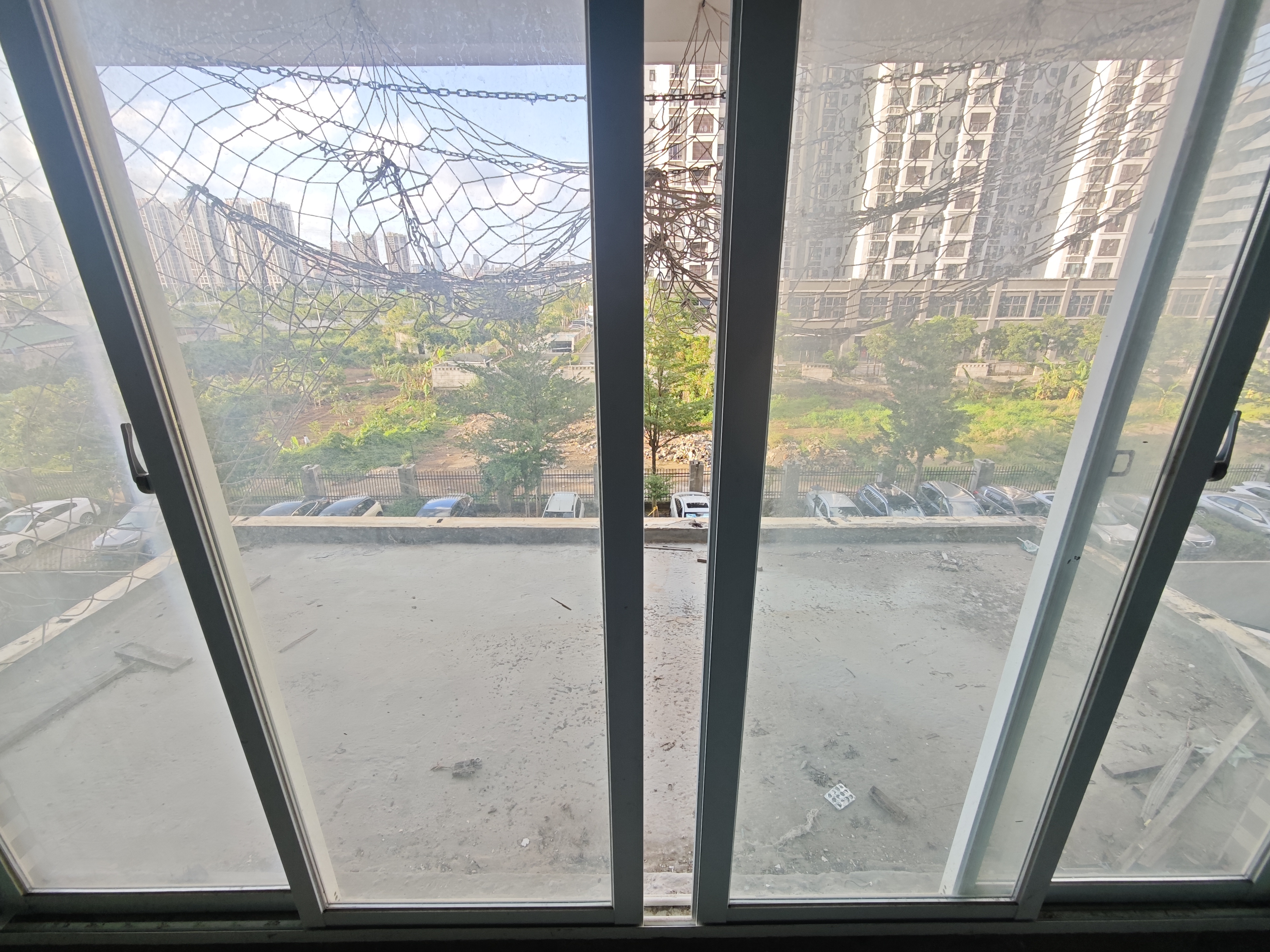 海航城 4室2厅1卫 148.5万 海航城 4室2厅1卫 148.5万客厅