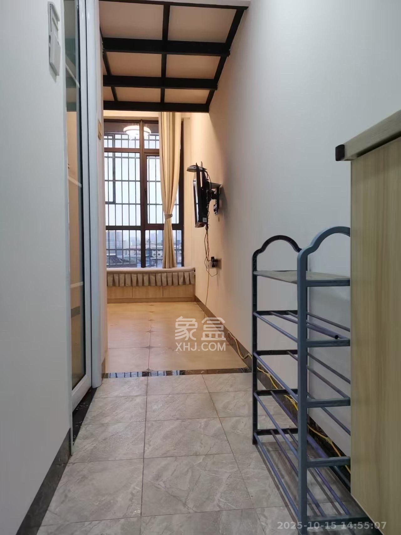 叠彩兰亭  1室1厅1卫    1200.0元/月室内图