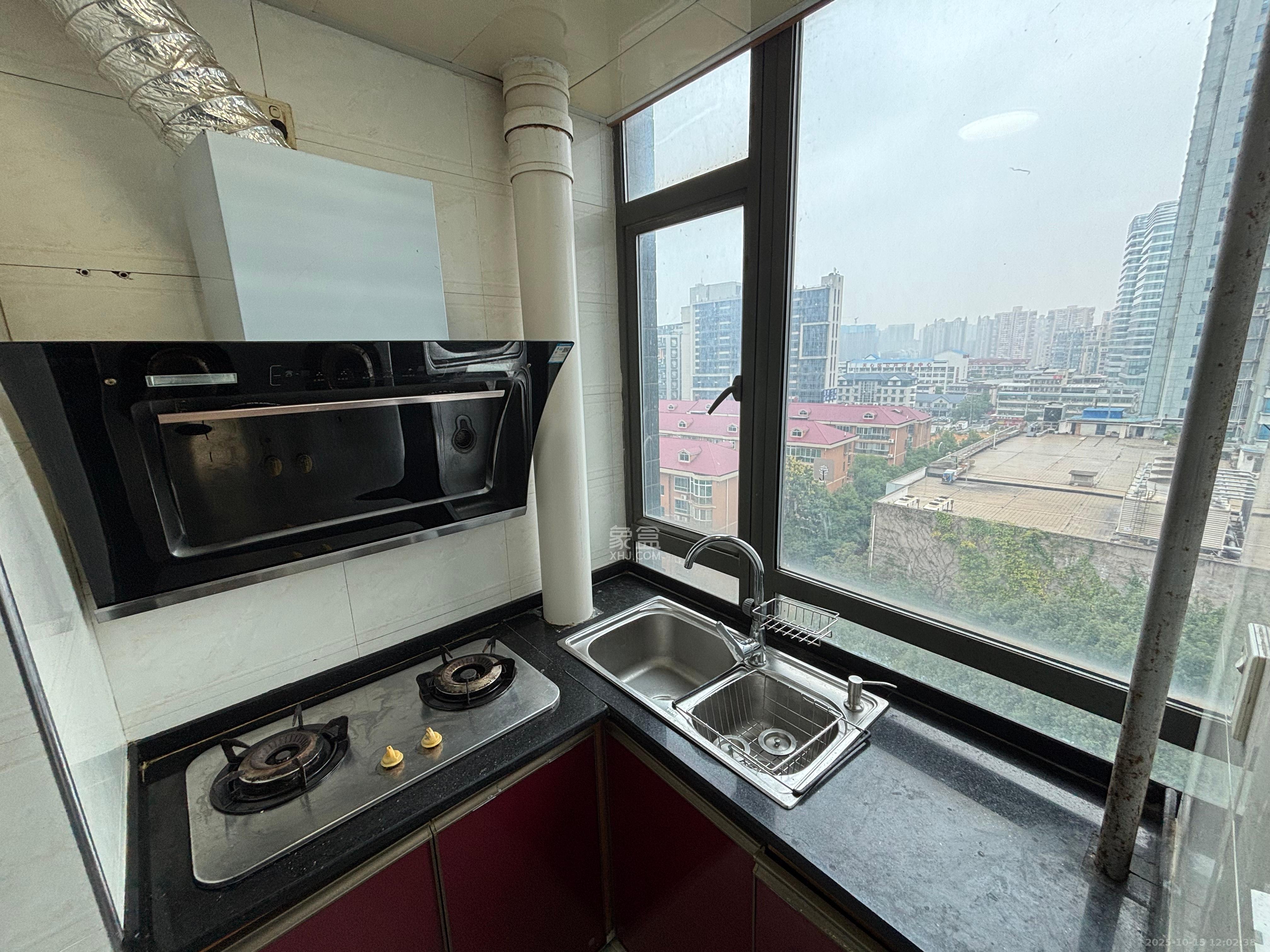 BOBO天下城（CTA财富中心）  1室1厅1卫    1700.0元/月室内图