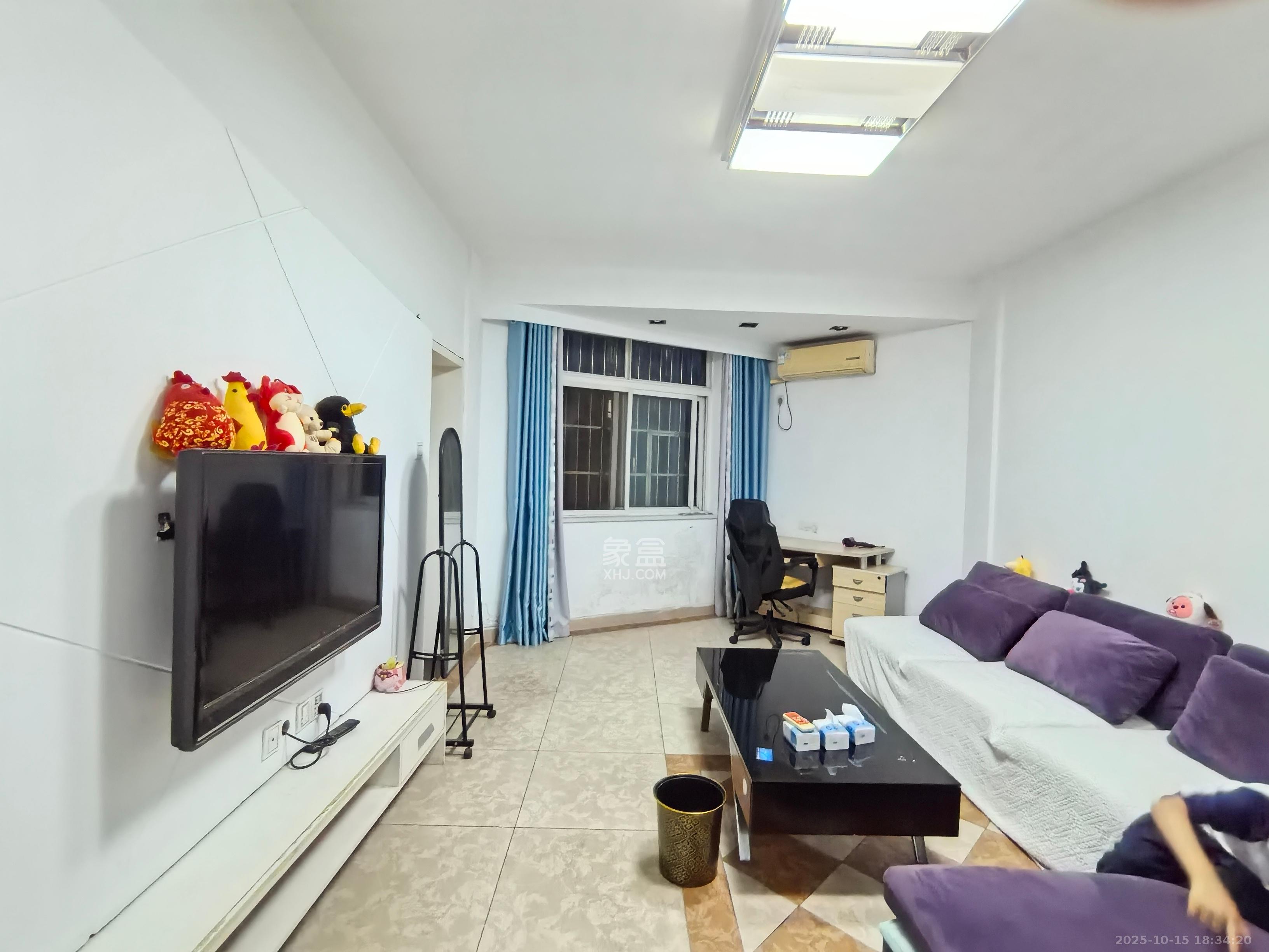 金信阳光在线  2室1厅1卫    1400.0元/月