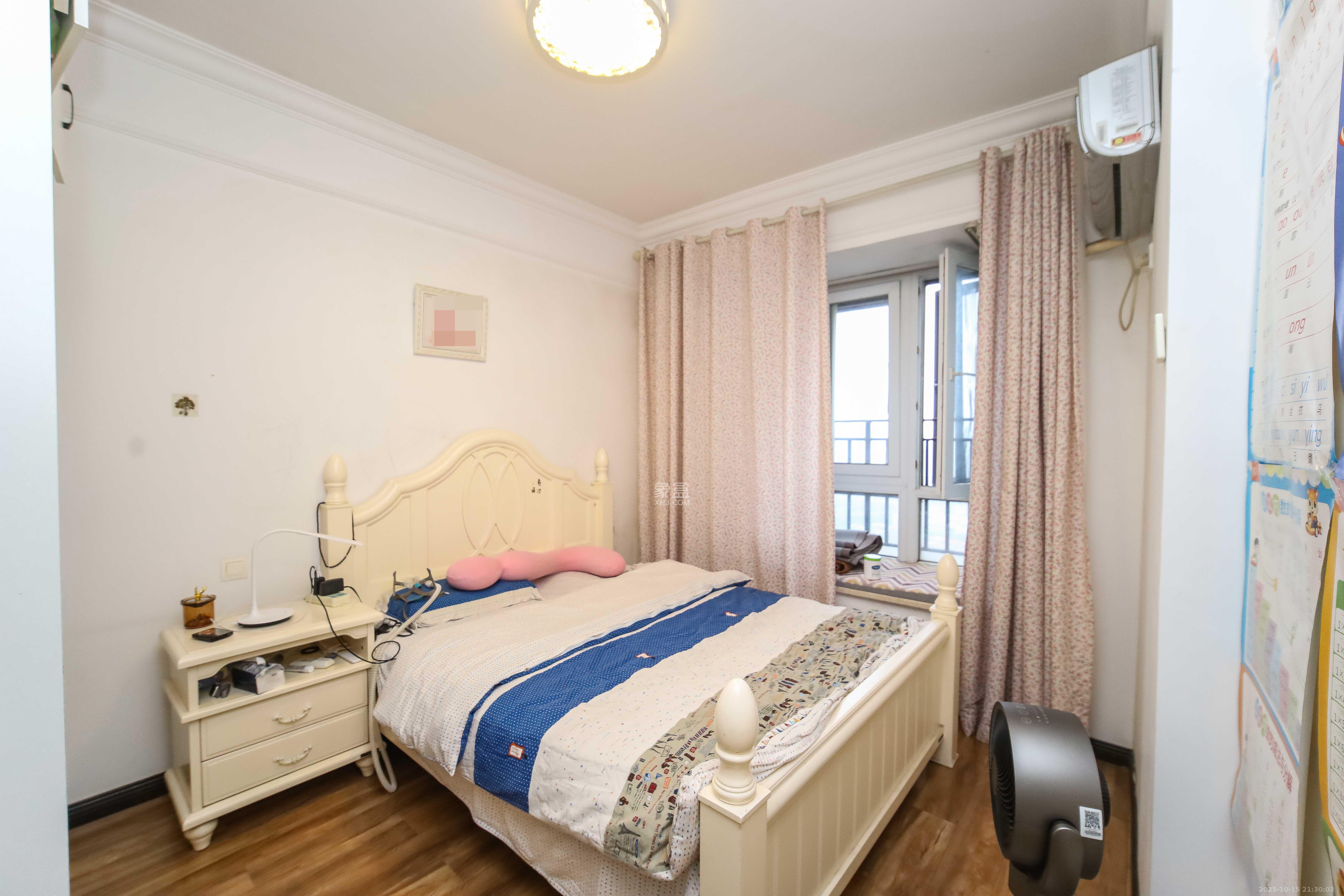 上东辛顿公寓  3室2厅2卫    85.0万卧室