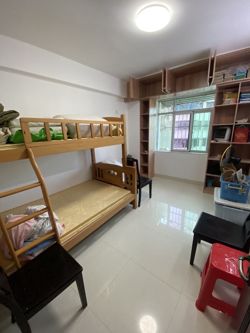 地质大院  3室2厅2卫    150.0万 地质大院  3室2厅2卫    150.0万室内图