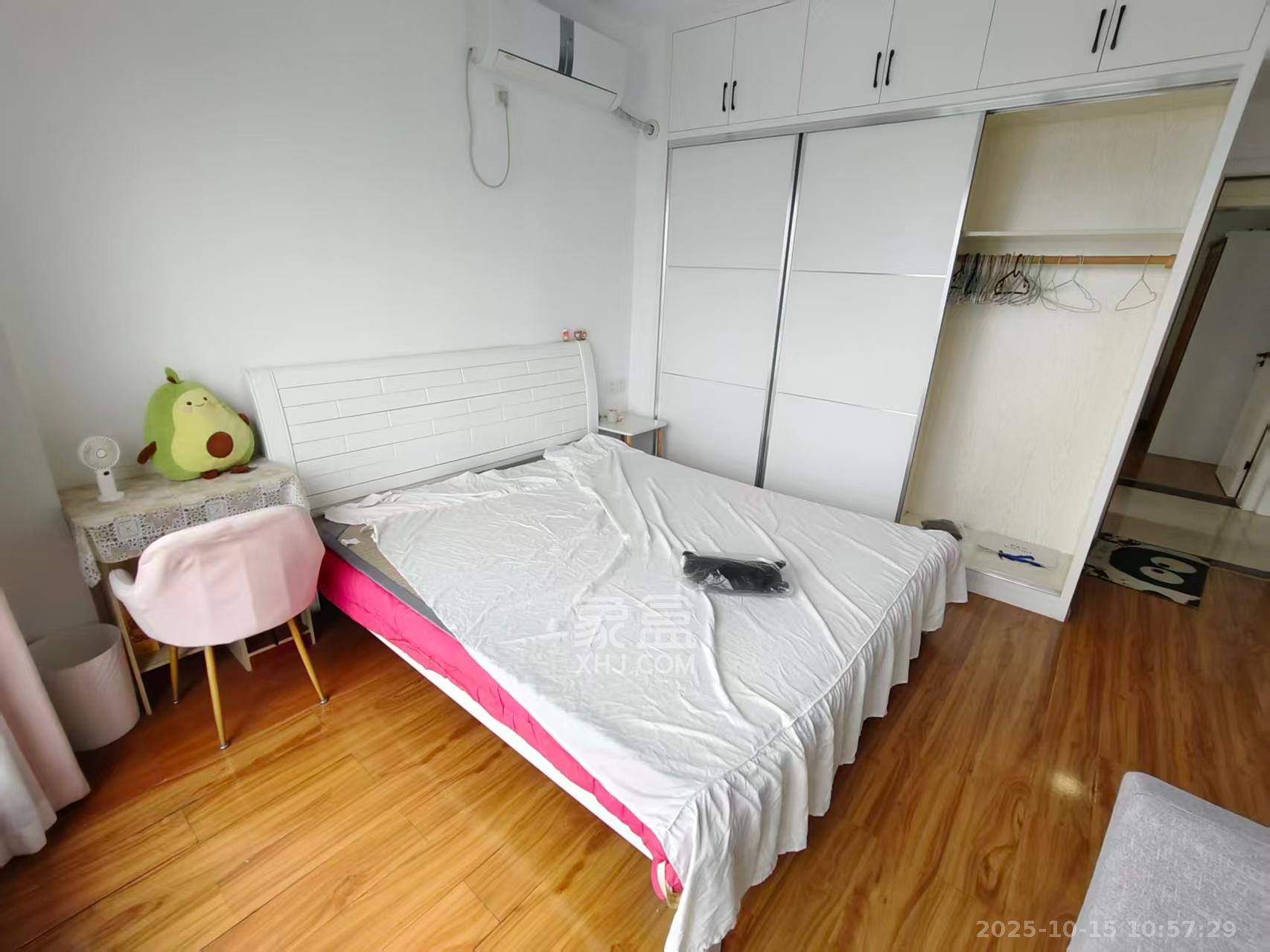 长大彩虹都  3室2厅1卫    2200.0元/月 长大彩虹都  3室2厅1卫    2200.0元/月室内图