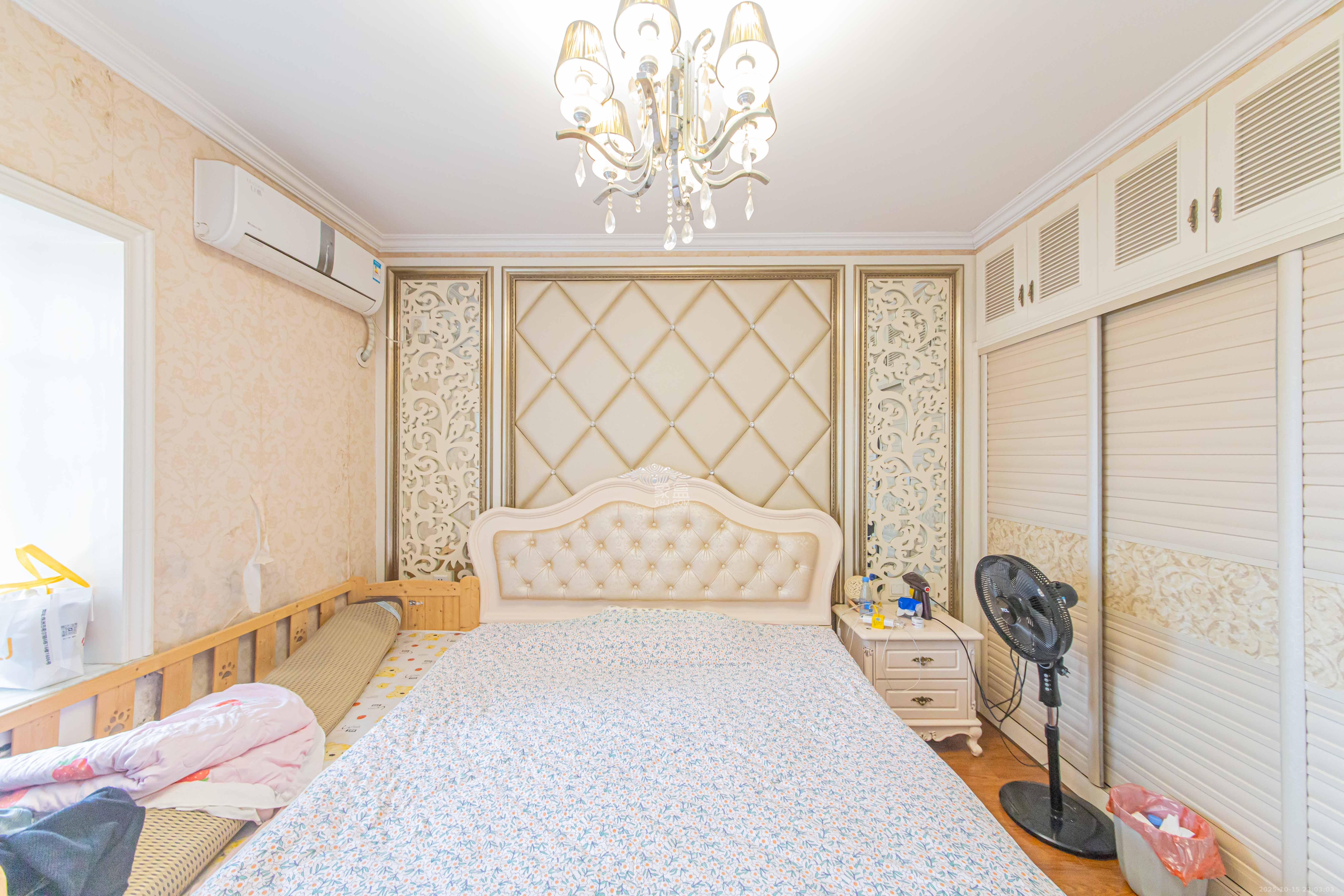 保利花园  3室2厅2卫    108.0万 保利花园  3室2厅2卫    108.0万卧室