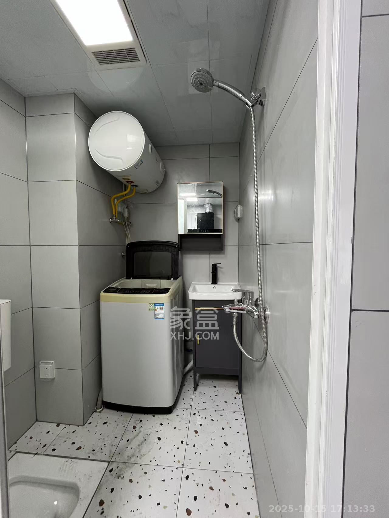 汀兰雅苑  1室1厅1卫    2100.0元/月室内图